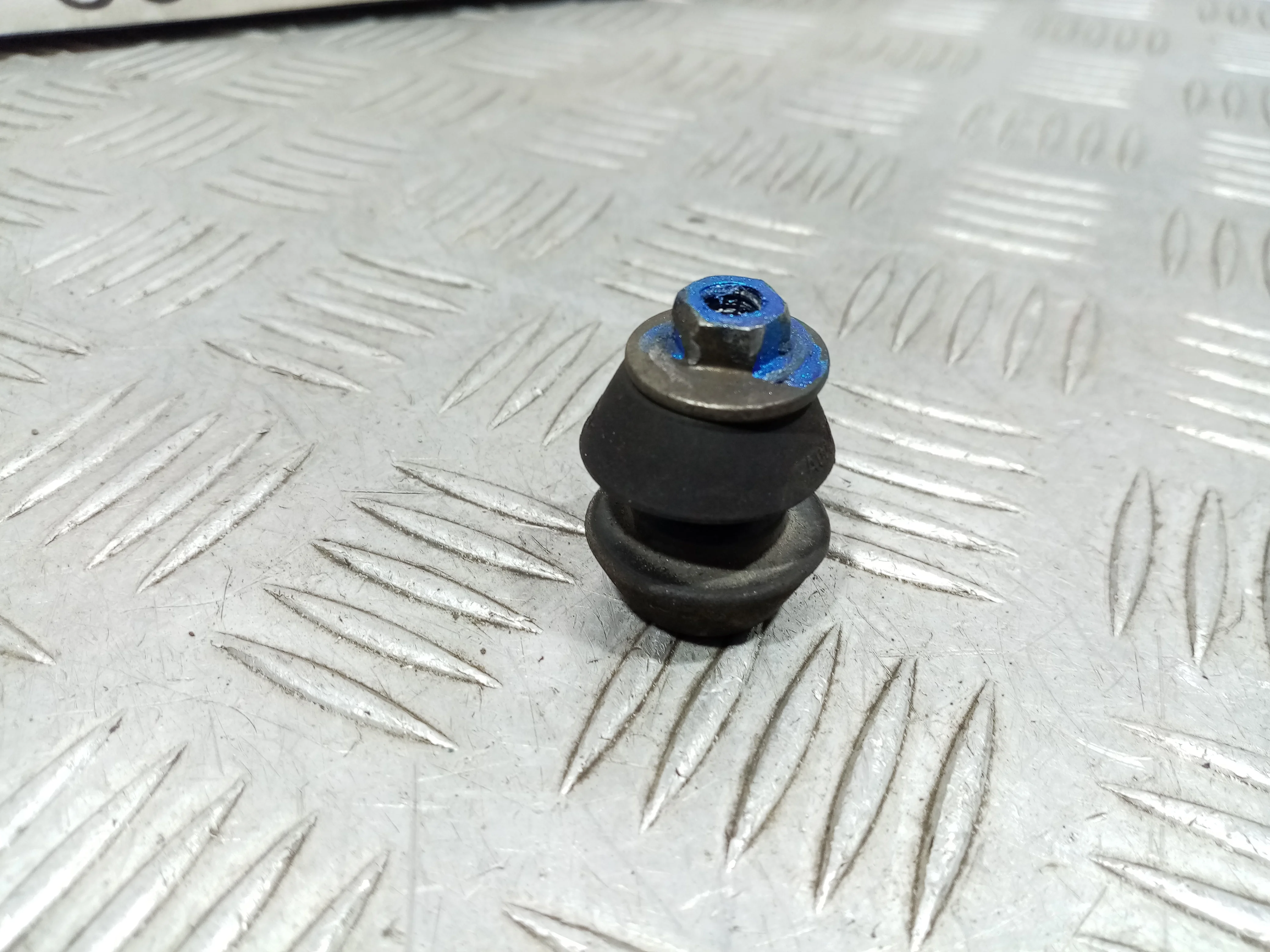 [Б/У] Втулка крепления насоса гур [Код: 00390938 ]