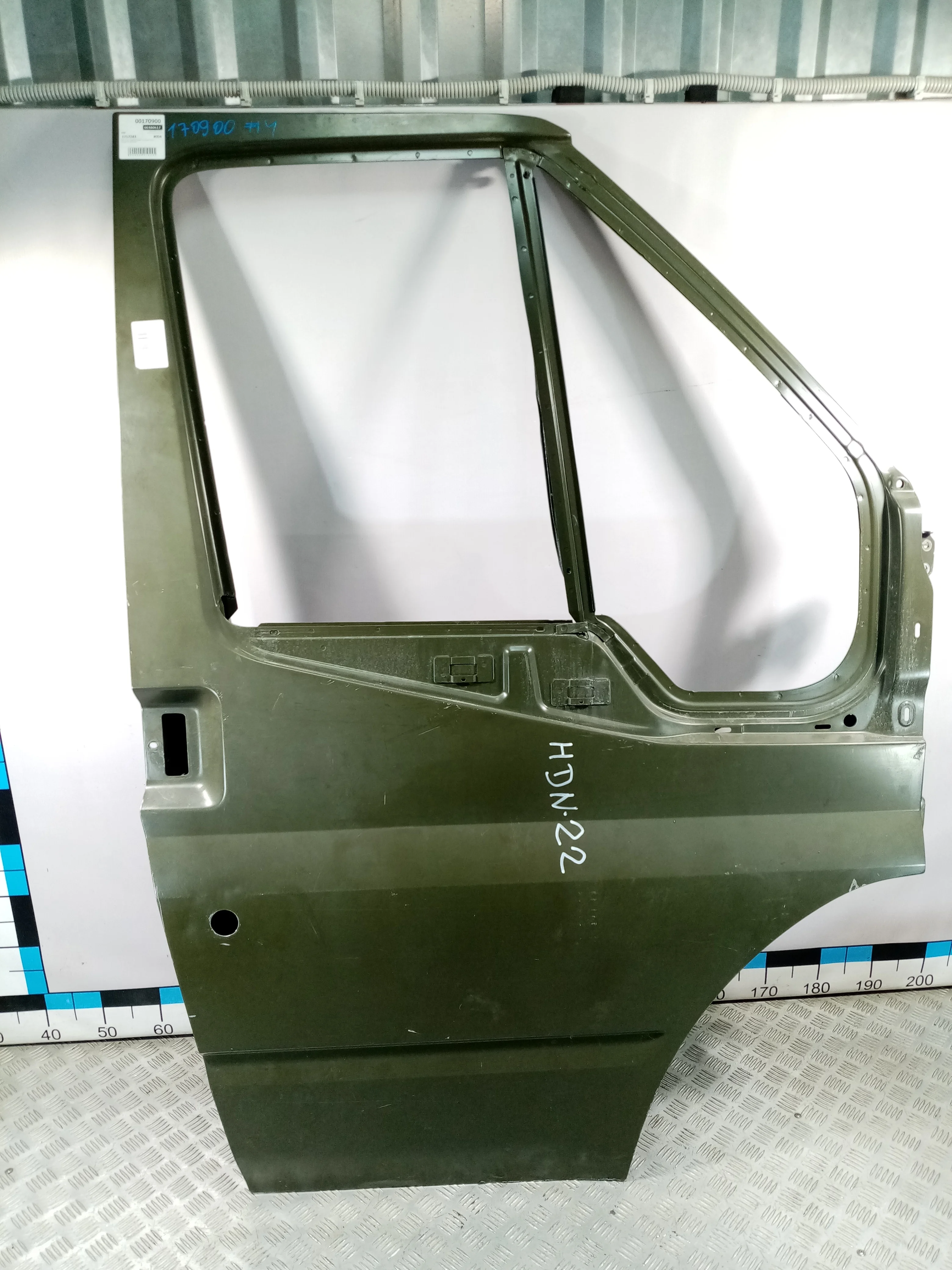 [Б/У] Дверь передняя правая под вставку Transit - небольшие вмятинки [Код: 00380617 ]