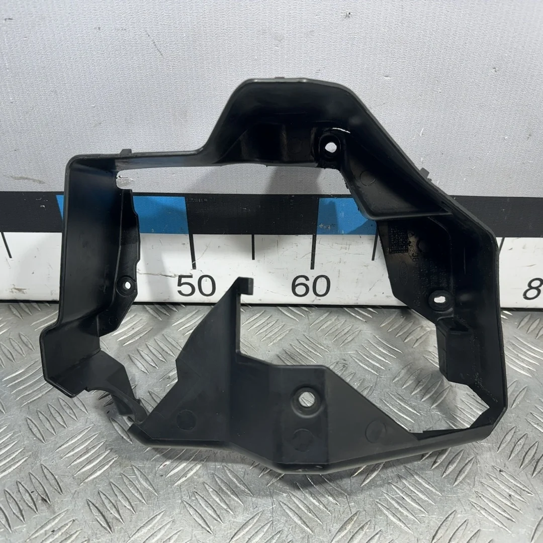 [Б/У] Защита КПП Ford - трещина в районе крепления [Незначительные дефекты] [Код: 00375918 ]