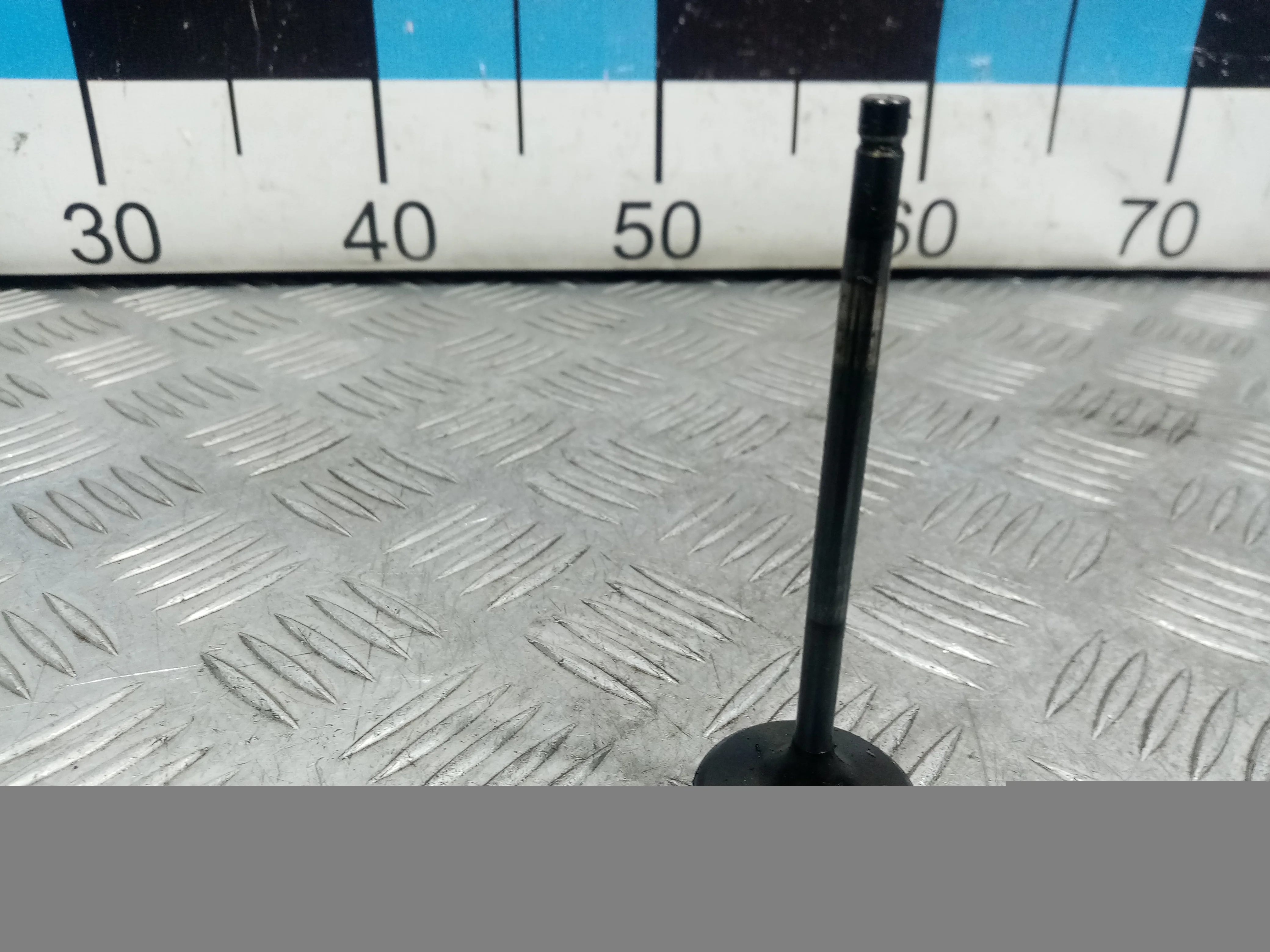 [Б/У] Клапан впускной [Код: 00392015 ]