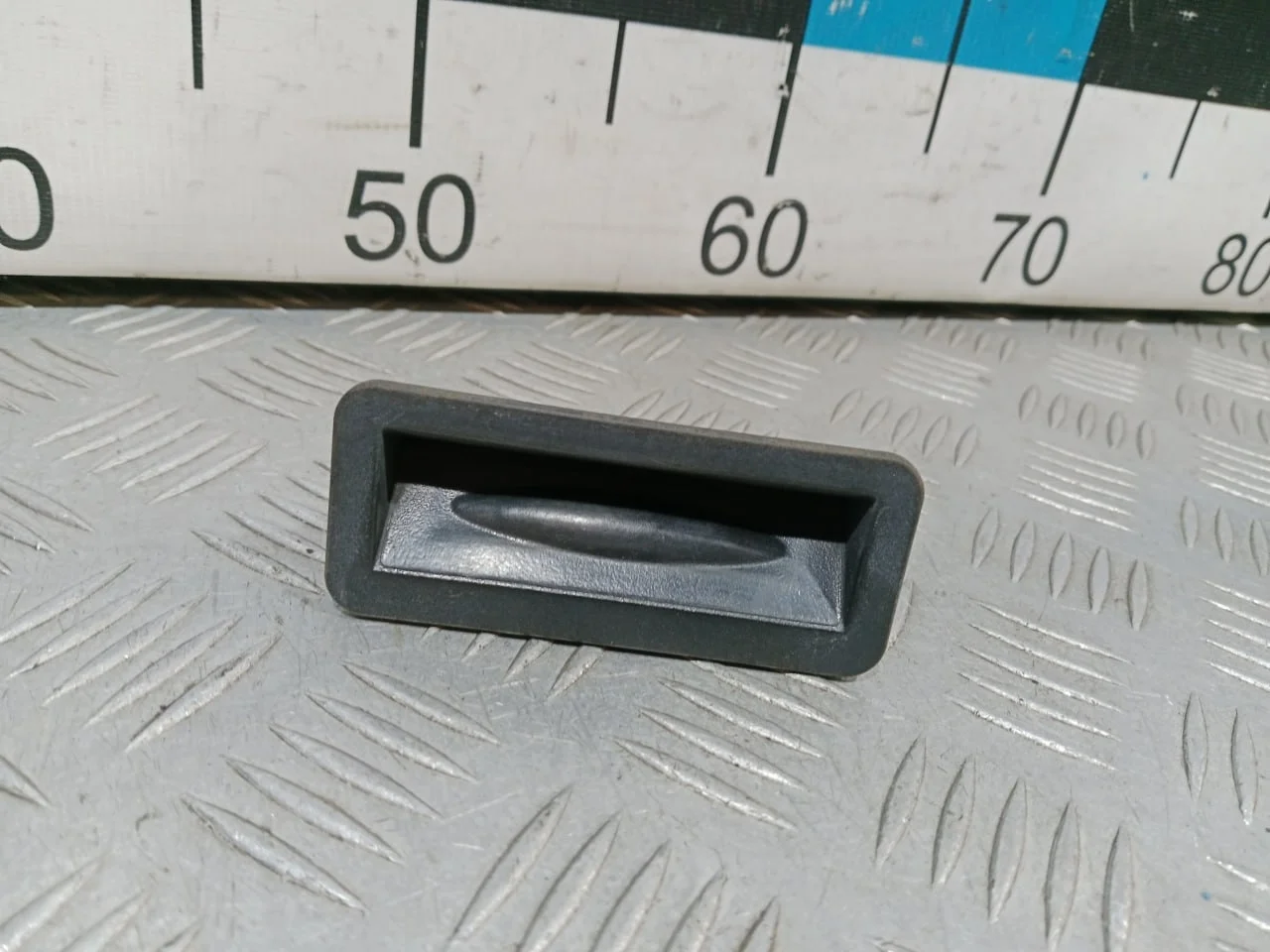 [Б/У] Кнопка крышки багажника Ford [Код: 00675952 ]