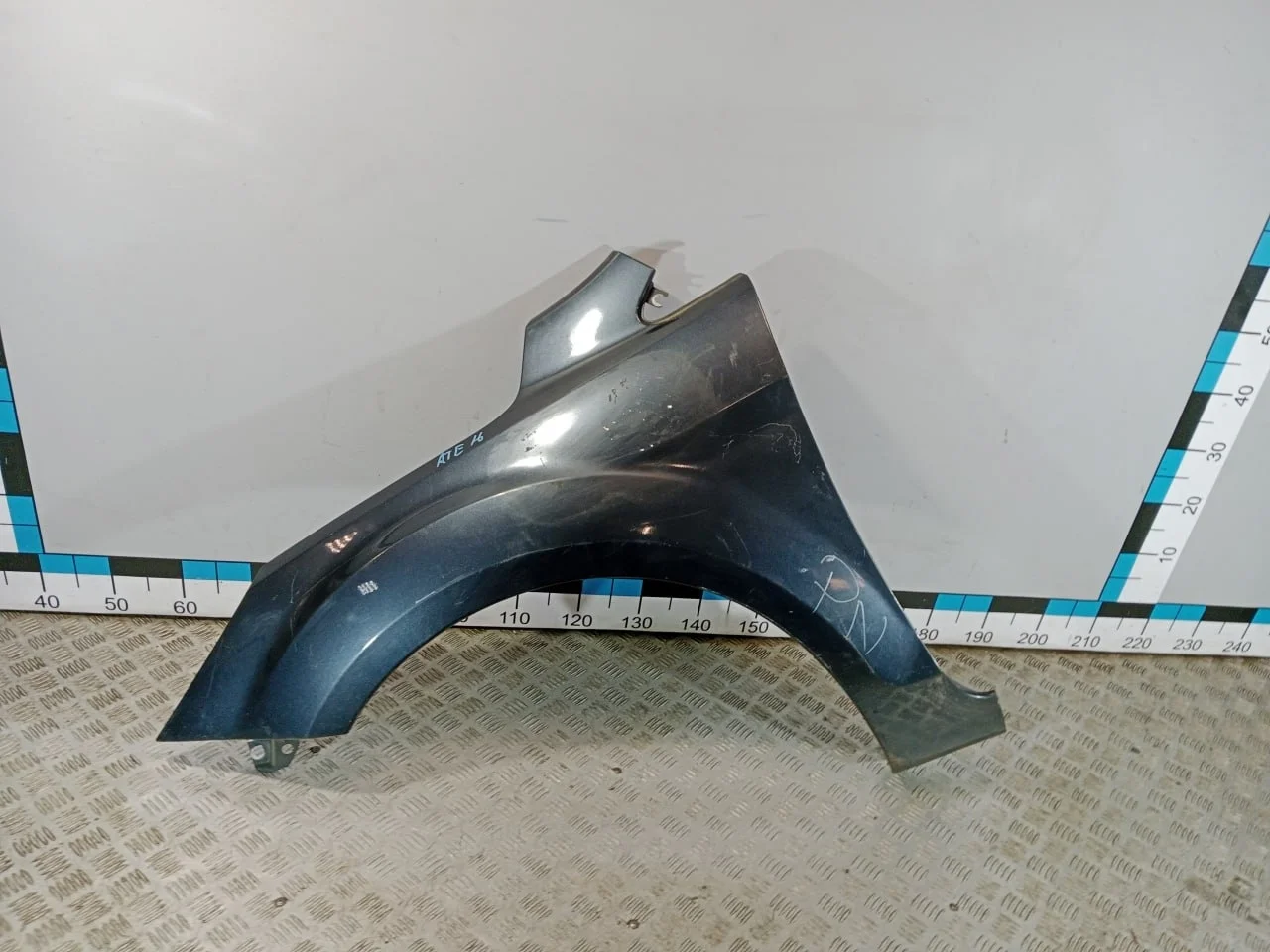 [Б/У] Крыло переднее левое Focus II [Код: 00582346 ]