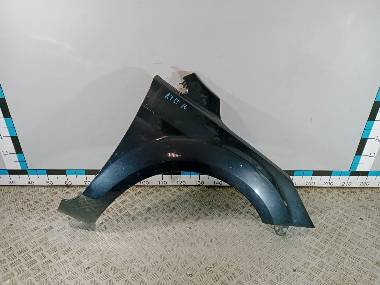 [Б/У] Крыло переднее правое Focus II [Код: 00582345 ]