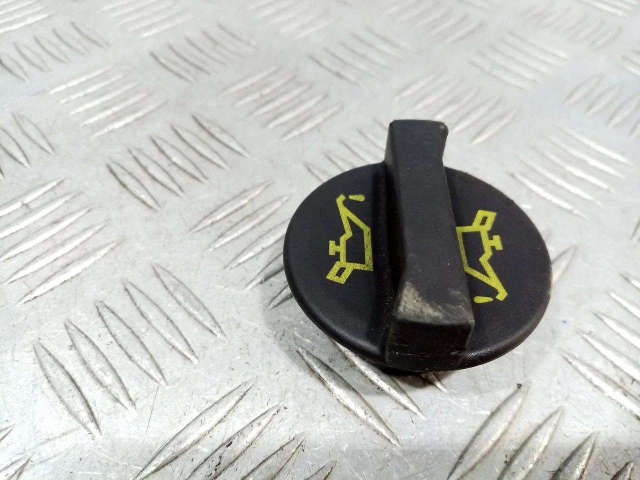 [Б/У] Крышка маслозаливной горловины FORD [Код: 00618705 ]