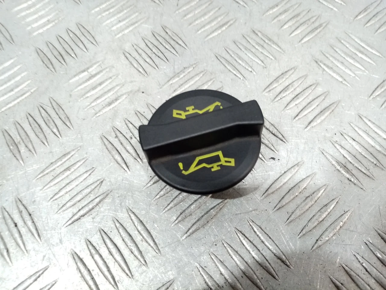 [Б/У] Крышка маслозаливной горловины FORD [Код: 00628017 ]