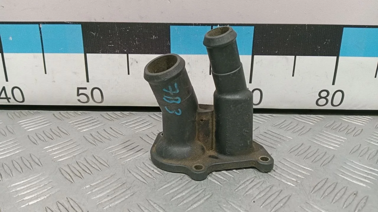 [Б/У] Крышка термостата Ford [Код: 00382241 ]