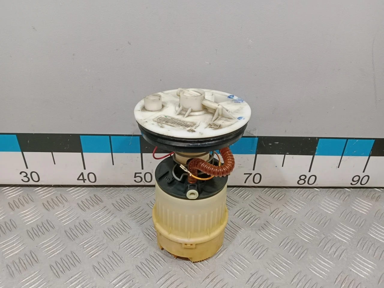 [Б/У] Насос топливный Ford - Обломан штуцер [Под ремонт] [Код: 00680796 ]