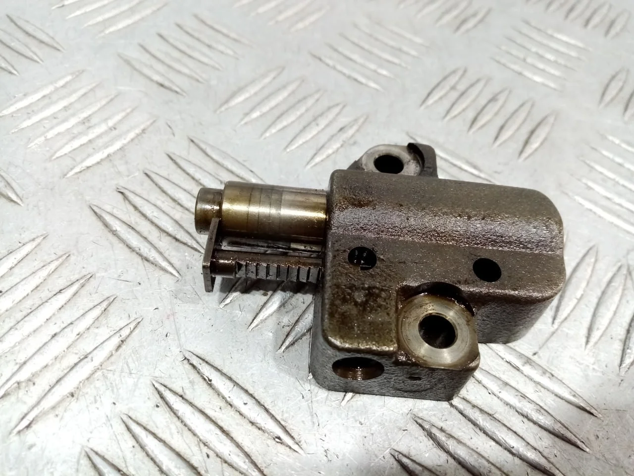 [Б/У] Натяжитель цепи ГРМ Ford [Код: 00618712 ]