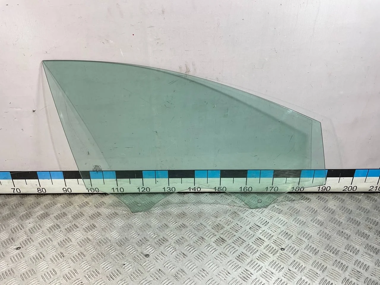 [Б/У] Стекло двери передней правой Ford Focus III [Код: 00597356 ]