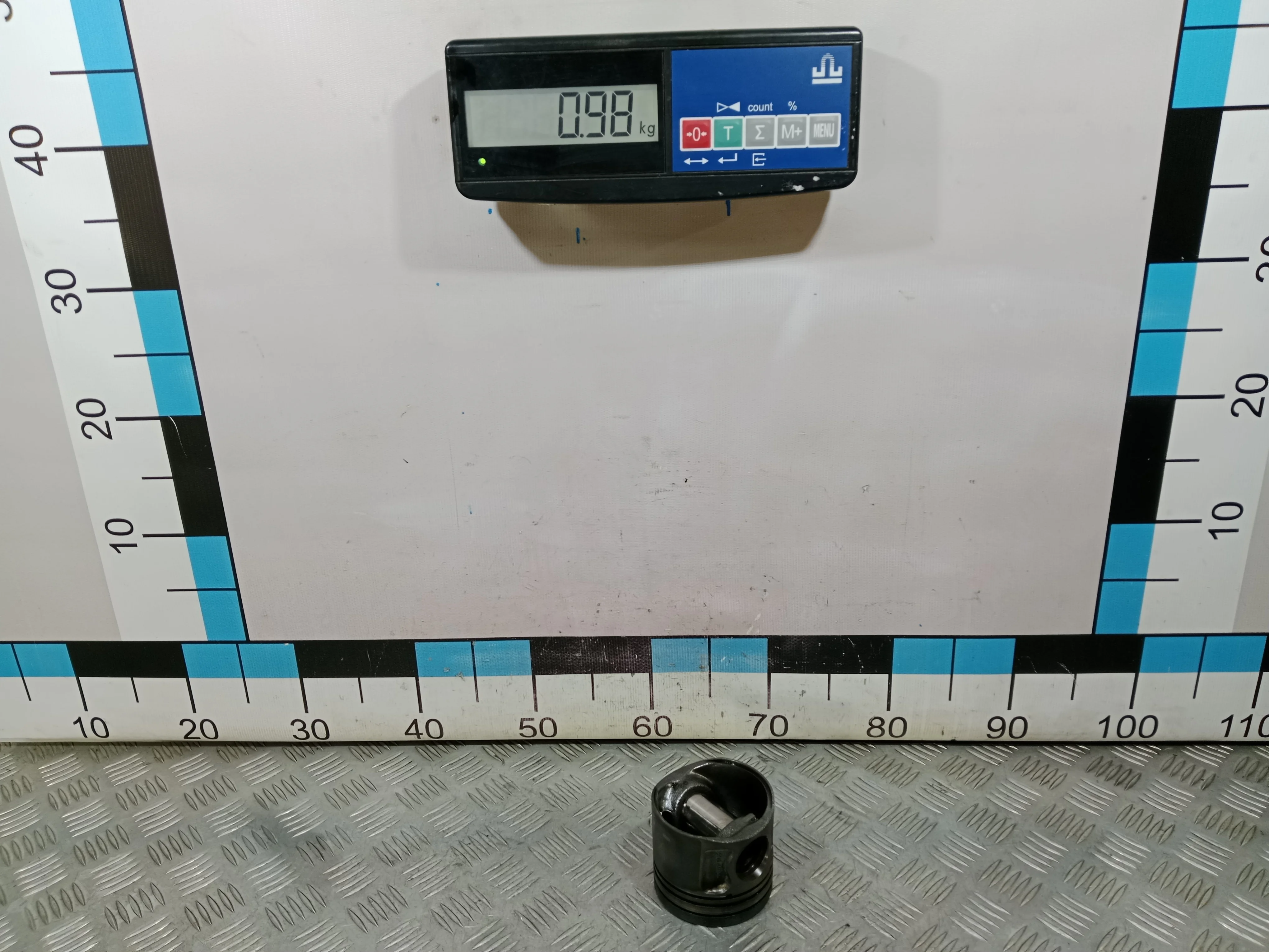 [ЧАСТЬ Б/У] Блок цилиндров (P8FA / 2.2) Ford Transit - Только 1 поршень [Код: 00410054 ]