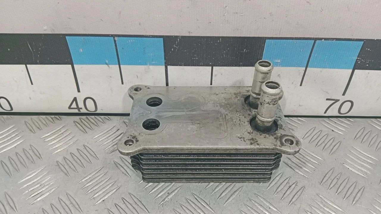 [ЧАСТЬ Б/У] Корпус масляного фильтра Ford Transit - Только радиатор без корпуса [Код: 00394750 ]