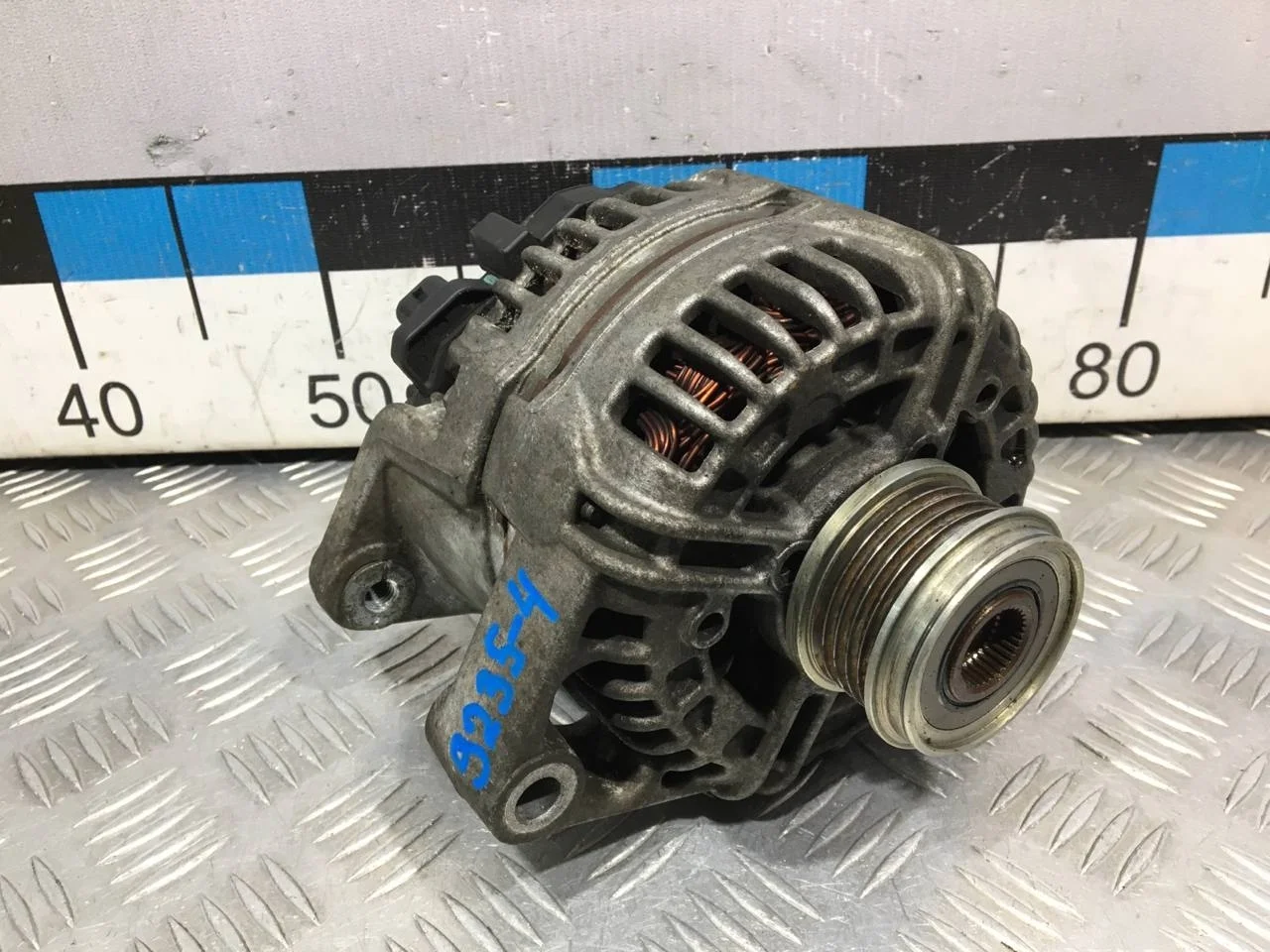 [Б/У] Генератор 14V/120A [Код: 00586031 ]