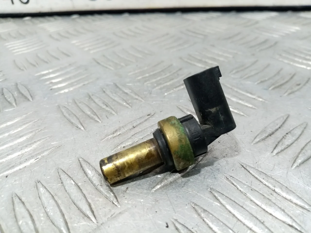 [Б/У] Датчик температуры охлаждающей жидкости [Код: 00609538 ]