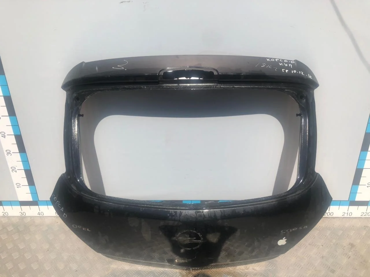 [Б/У] Дверь багажника 3-х дверн Opel Corsa D 2006-2015 [Код: 00317215 ]