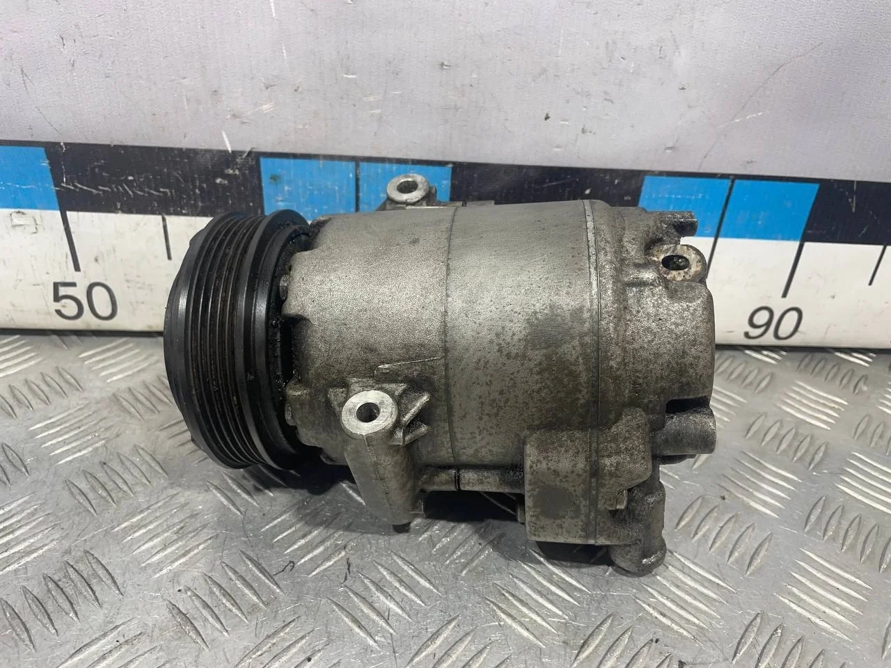 [Б/У] Компрессор системы кондиционирования [Код: 00586076 ]