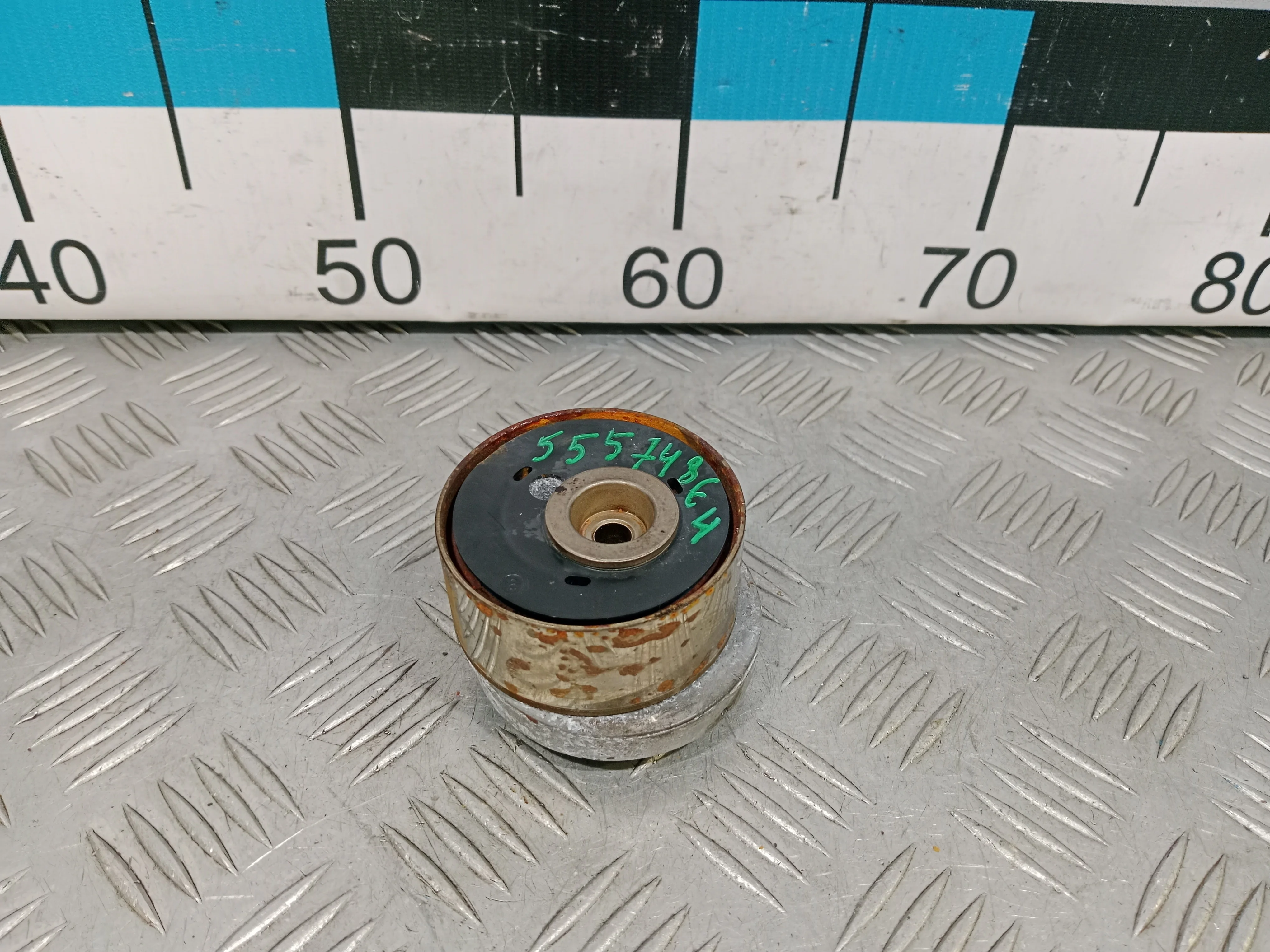 [Б/У] Ролик натяжной ГРМ [Код: 00419988 ]