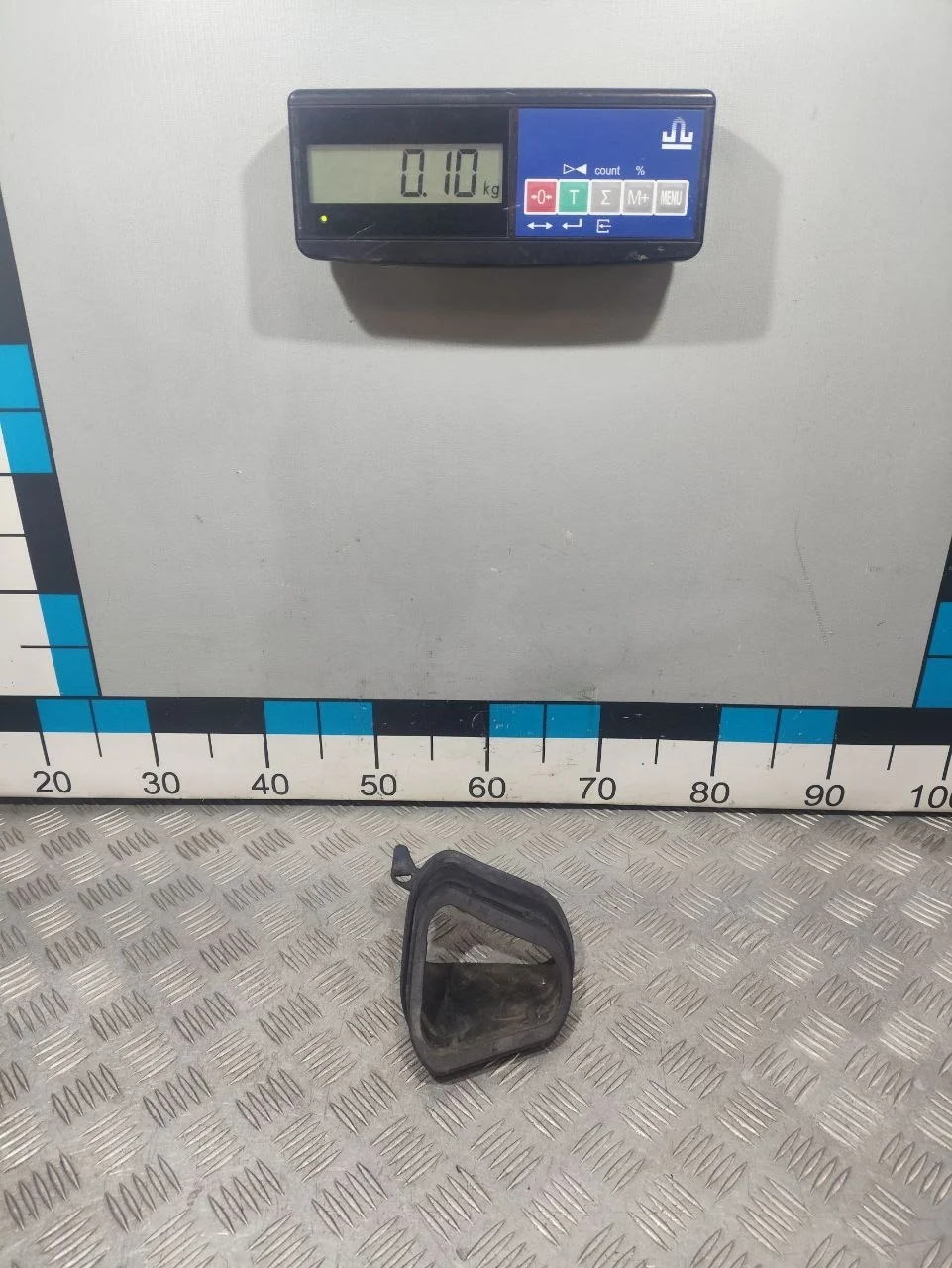 [Б/У] Фланец воздушного фильтра [Код: 00682368 ]