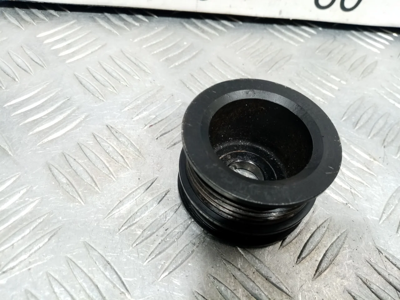 [ЧАСТЬ Б/У] Генератор 14V/100A Opel - (Состояние: шкив) [ХОРОШЕЕ] [Код: 00632529 ]