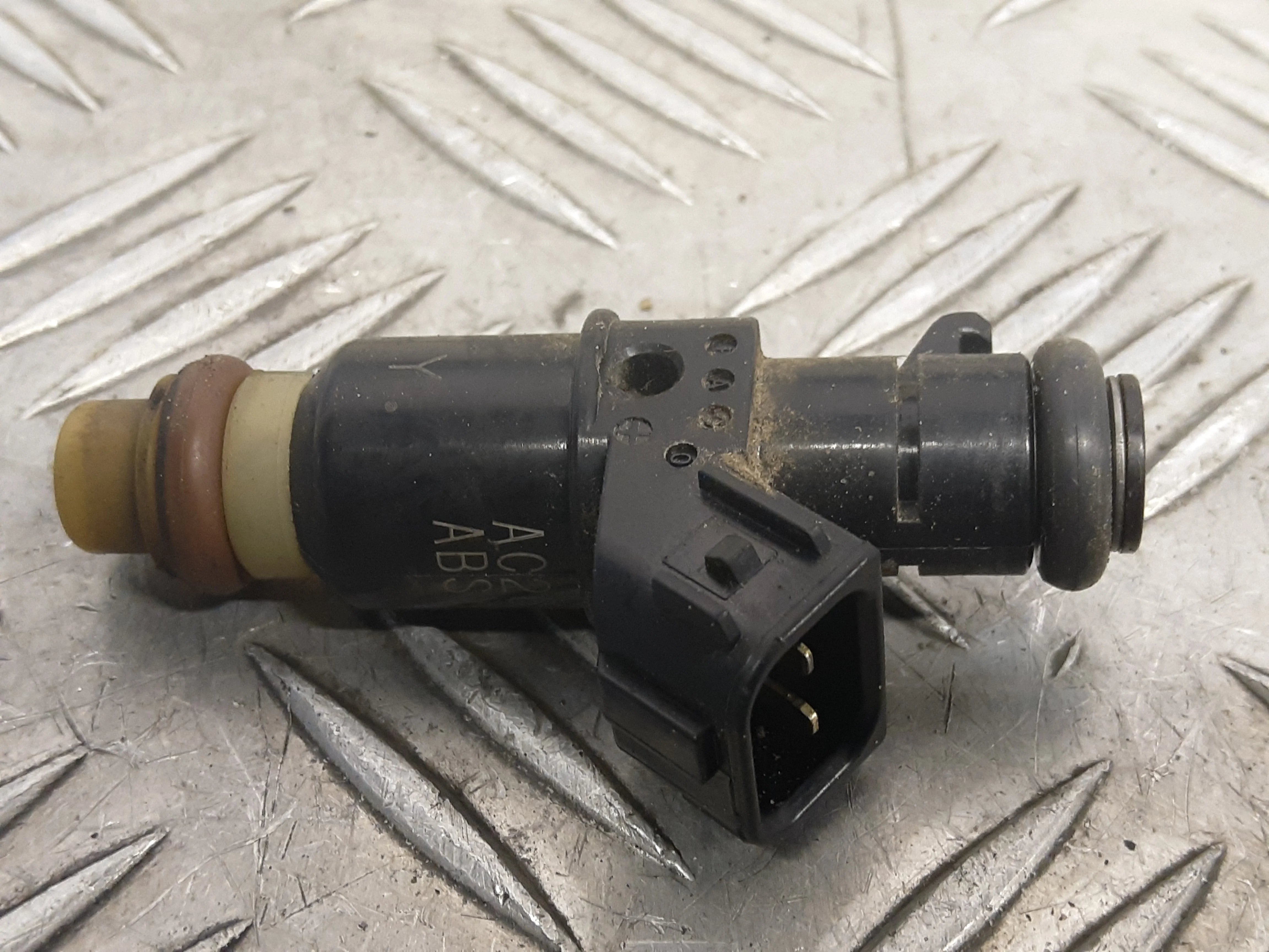 [Б/У] Форсунка инжекторная электрическая [Код: 00331135]