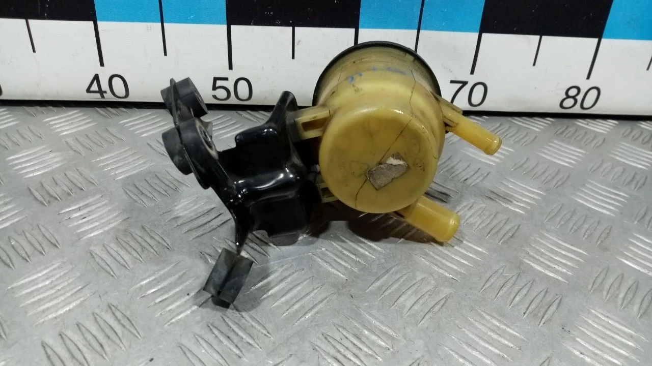 [Б/У] Бачок гидроусилителя Starex [Код: 00379275 ]