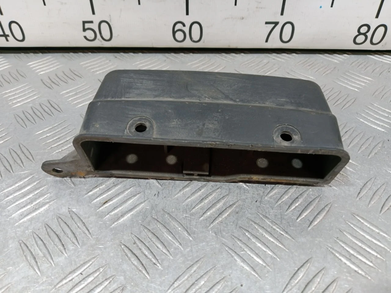 [Б/У] Воздухозаборник [Код: 00652438 ]