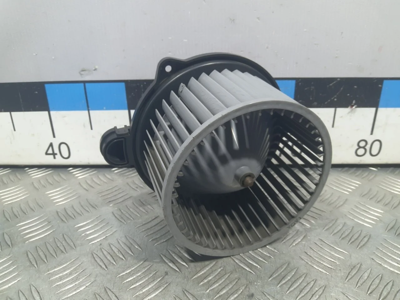 [Б/У] Моторчик отопителя Kia Venga [Код: 00541207 ]