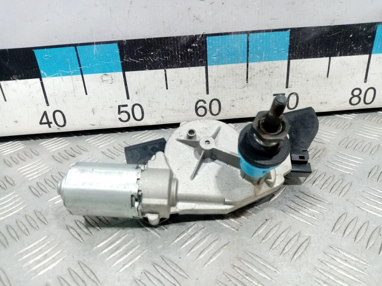 [Б/У] Моторчик стеклоочистителя задний [Код: 00605088 ]