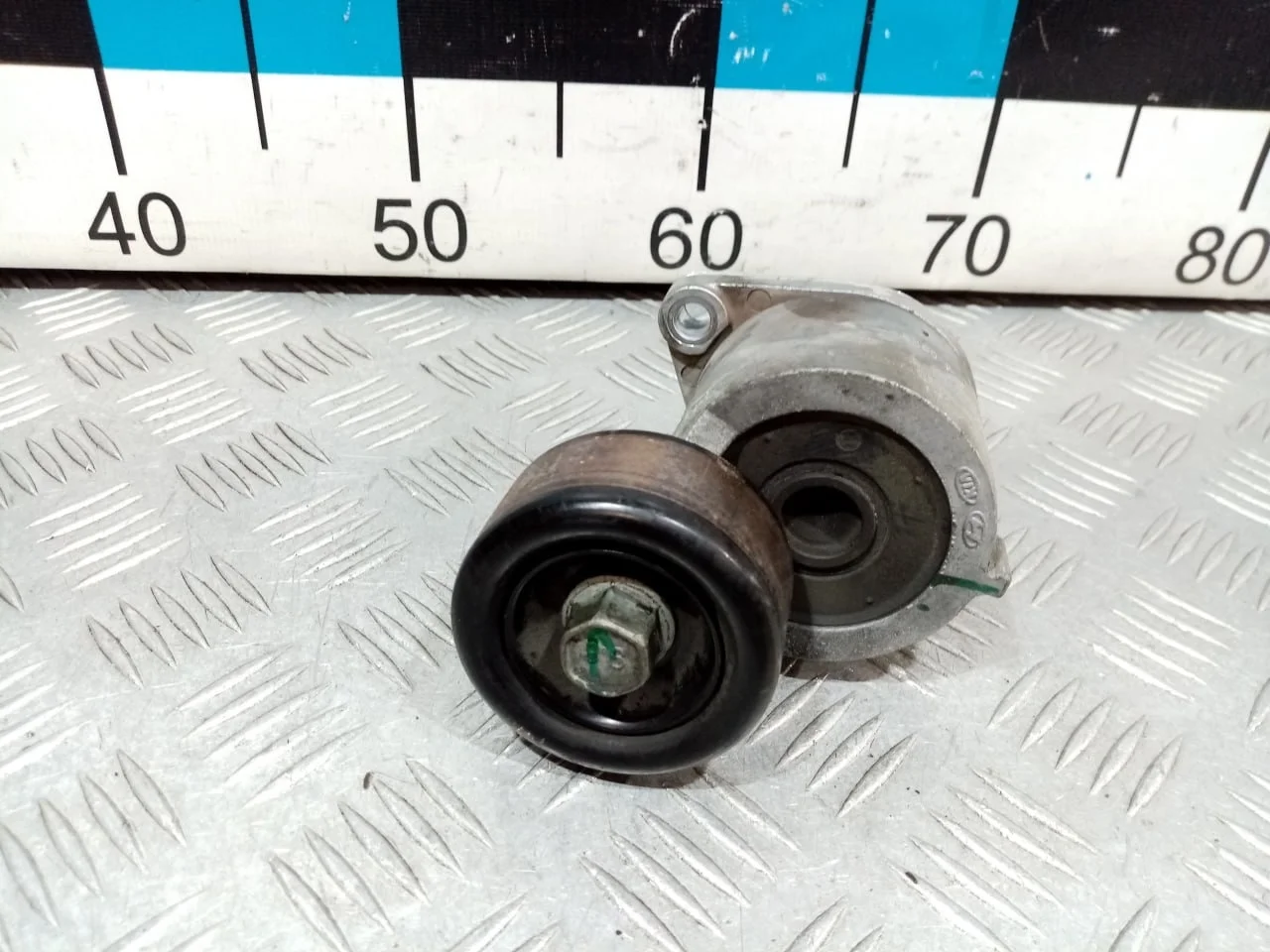 [Б/У] Натяжитель ремня [Код: 00660414 ]