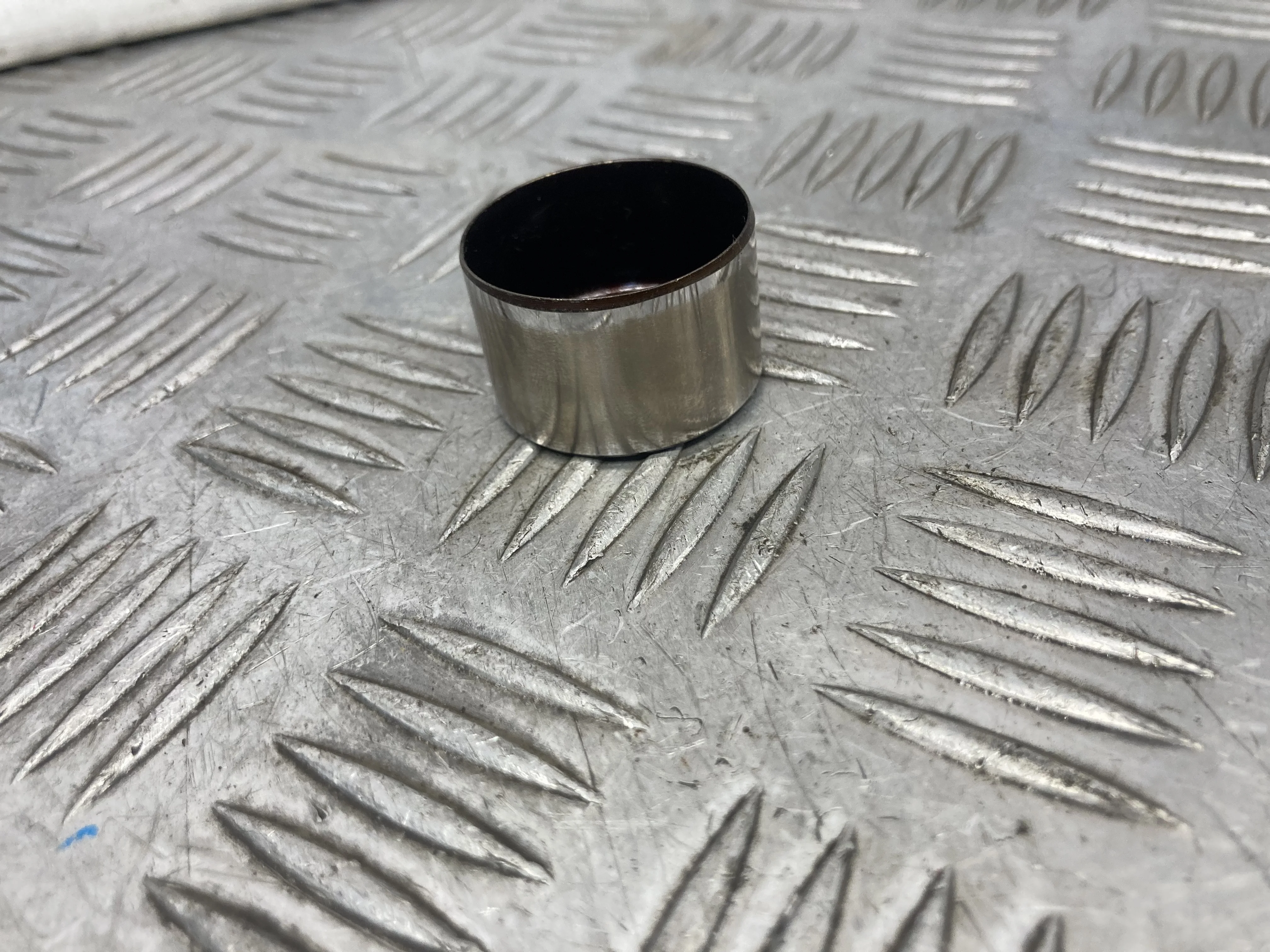 [ЧАСТЬ Б/У] ЧАСТЬ Головка блока левая - Толкатель клапана гидравлический [Код: 00361120 ]