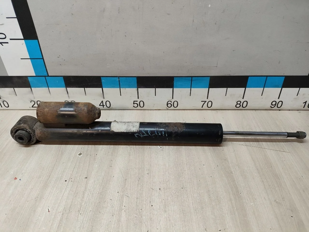 [Б/У] Амортизатор задний правый Land Rover [Код: 00565242 ]