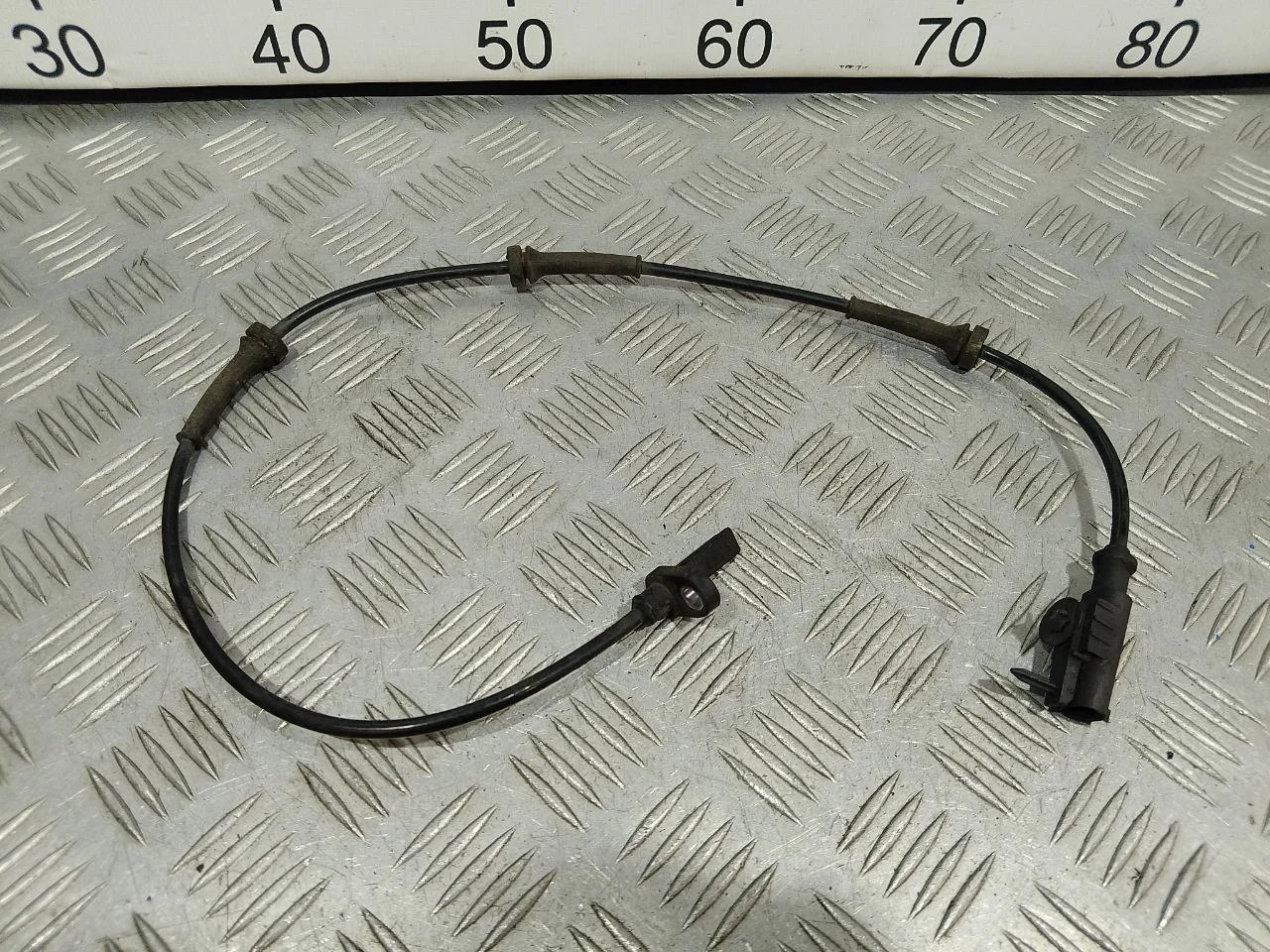 [Б/У] Датчик ABS задний [Код: 00621333 ]