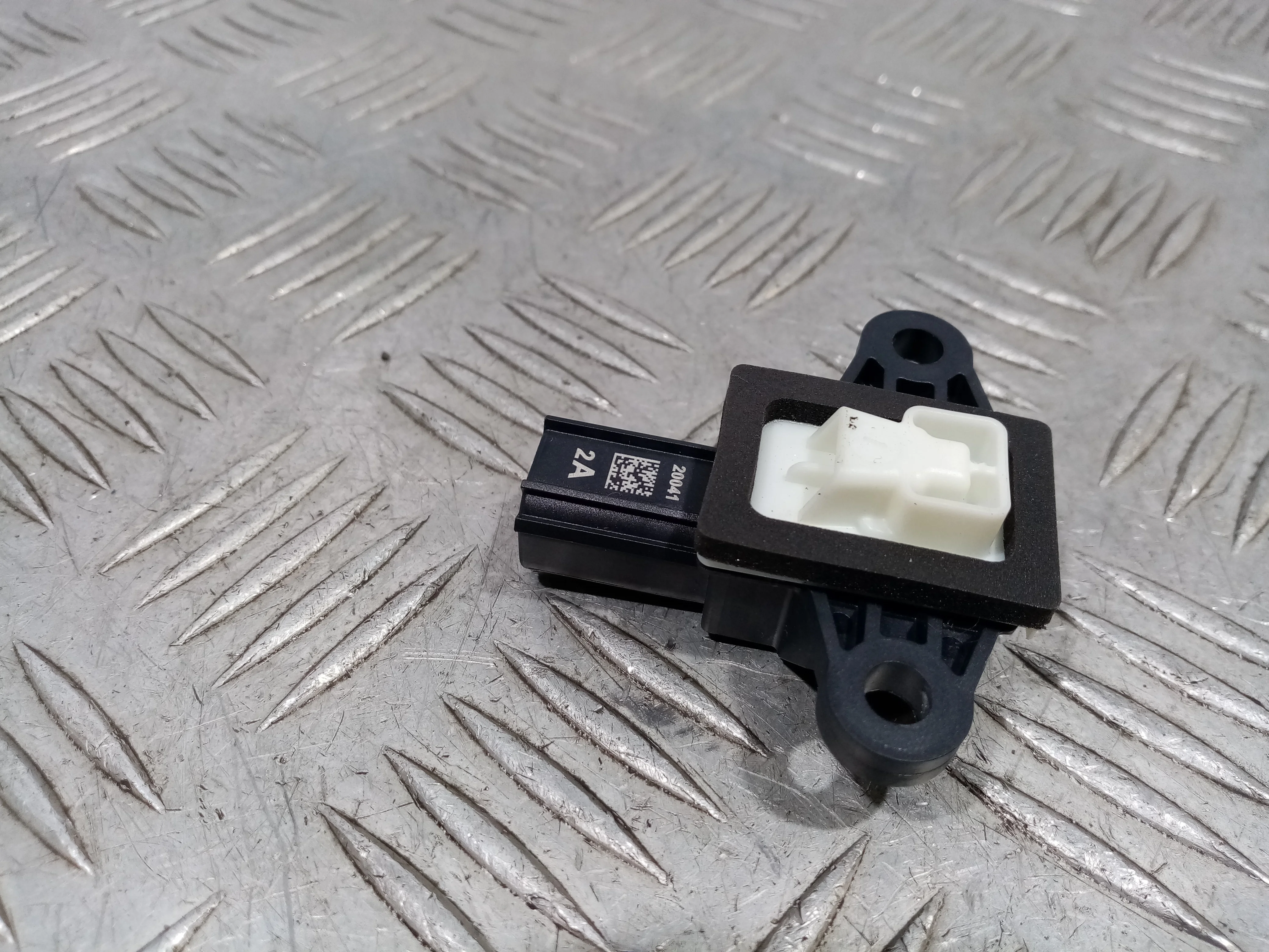 [Б/У] Датчик AIR BAG [Код: 00432686 ]