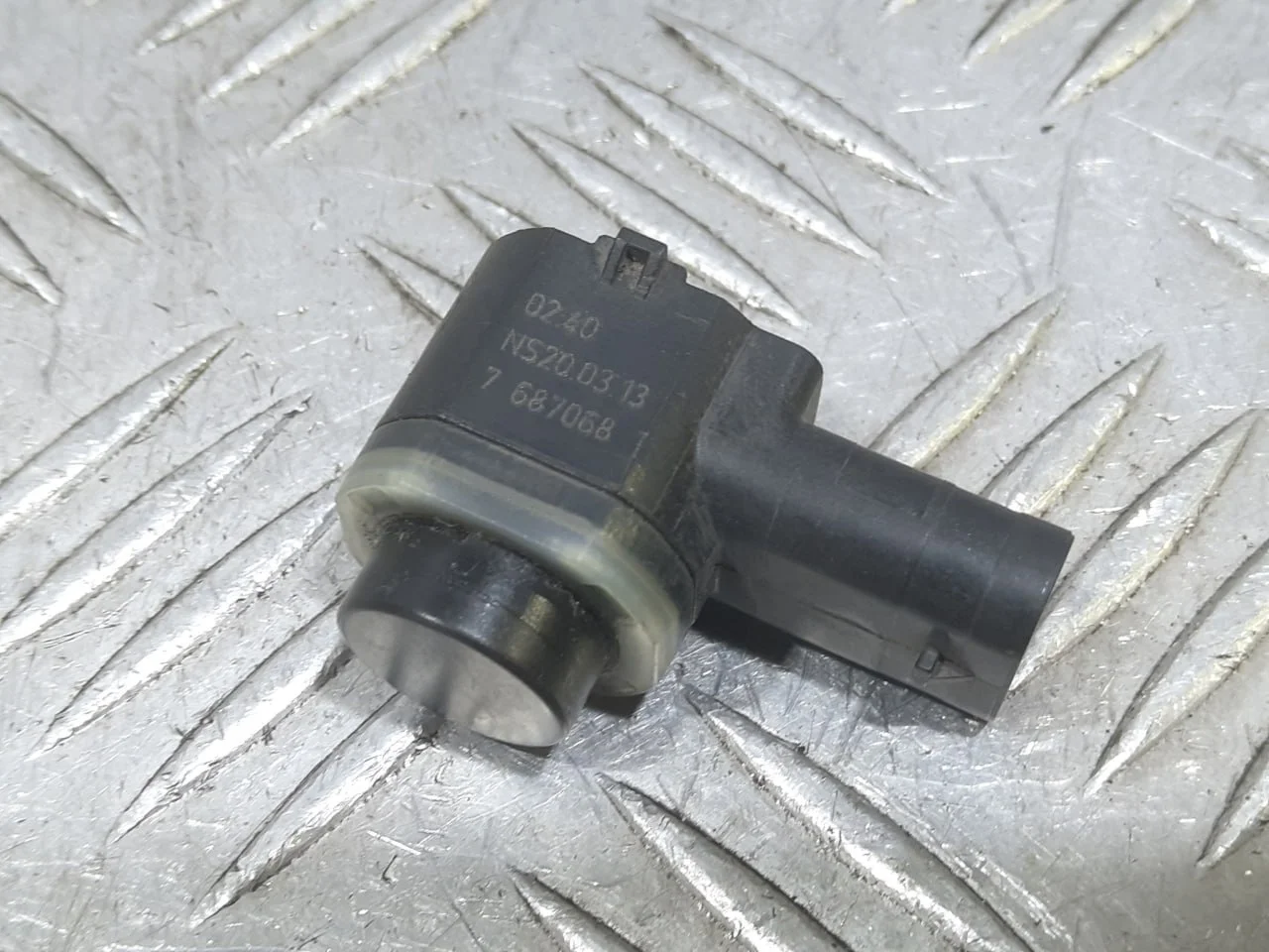 [Б/У] Датчик парковки Land Rover [Код: 00537713 ]