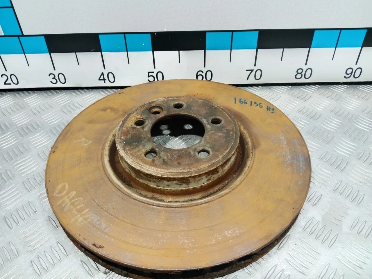 [Б/У] Диск тормозной передний вентилируемый - Остаток 32 мм [Код: 00621813 ]