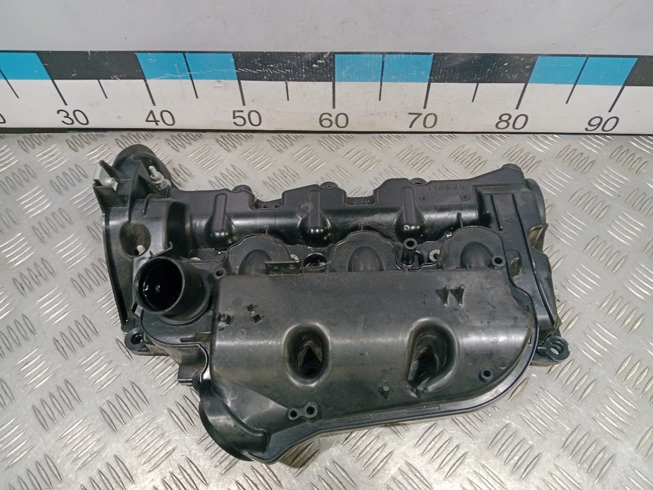 [Б/У] Крышка клапанная с коллектором справа Land Rover [Код: 00570961 ]