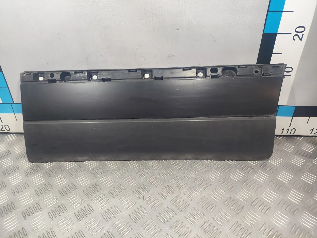 [Б/У] Накладка двери задней левой [Код: 00603029 ]