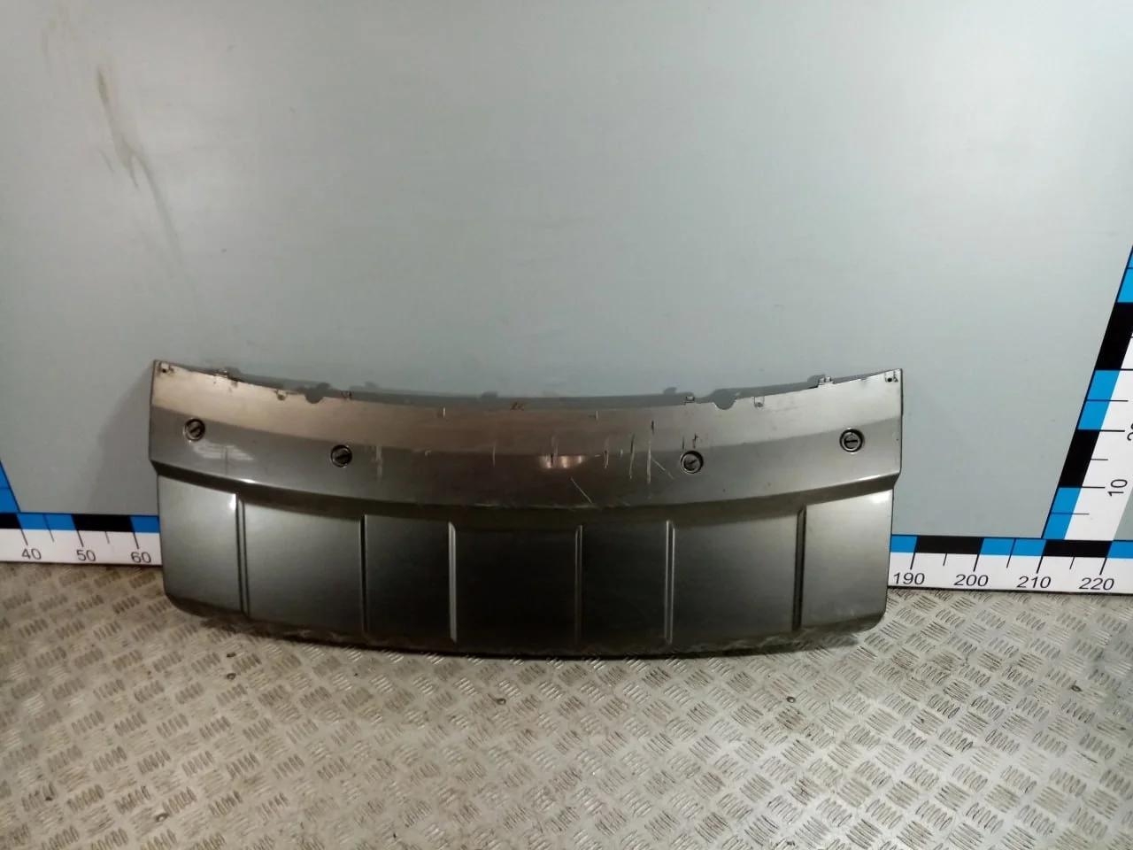 [Б/У] Накладка переднего бампера Range Rover IV - Незначительные царапины [ХОРОШЕЕ] [Код: 00622487 ]