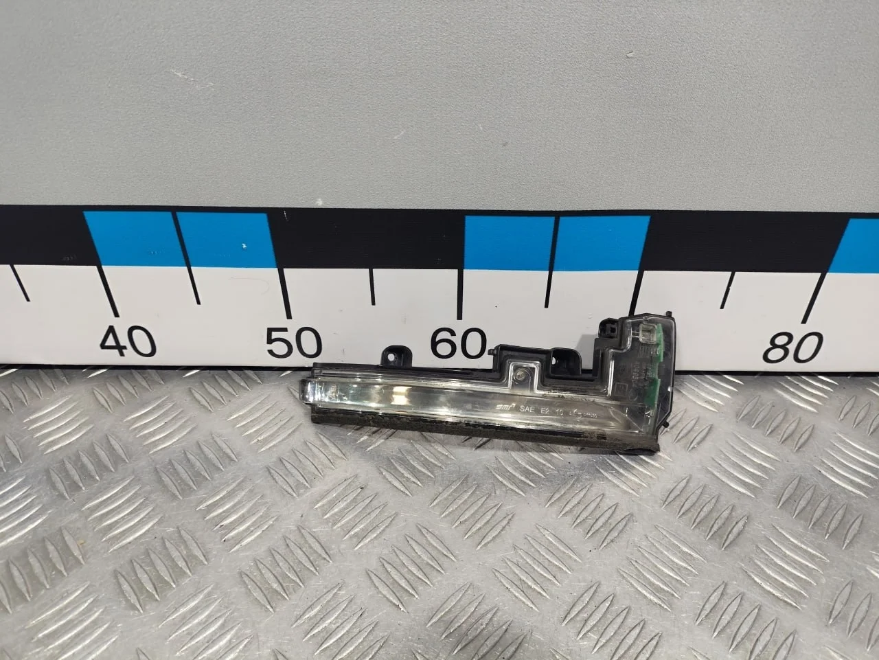 [Б/У] Повторитель в зеркало Land Rover [Код: 00619277 ]