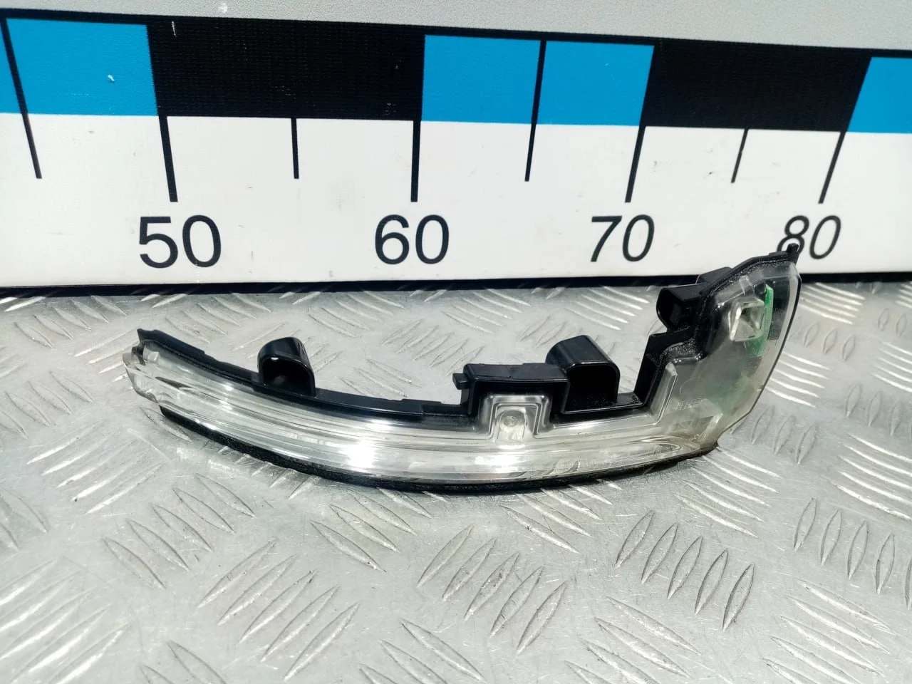 [Б/У] Повторитель в зеркало Land Rover [Код: 00621099 ]