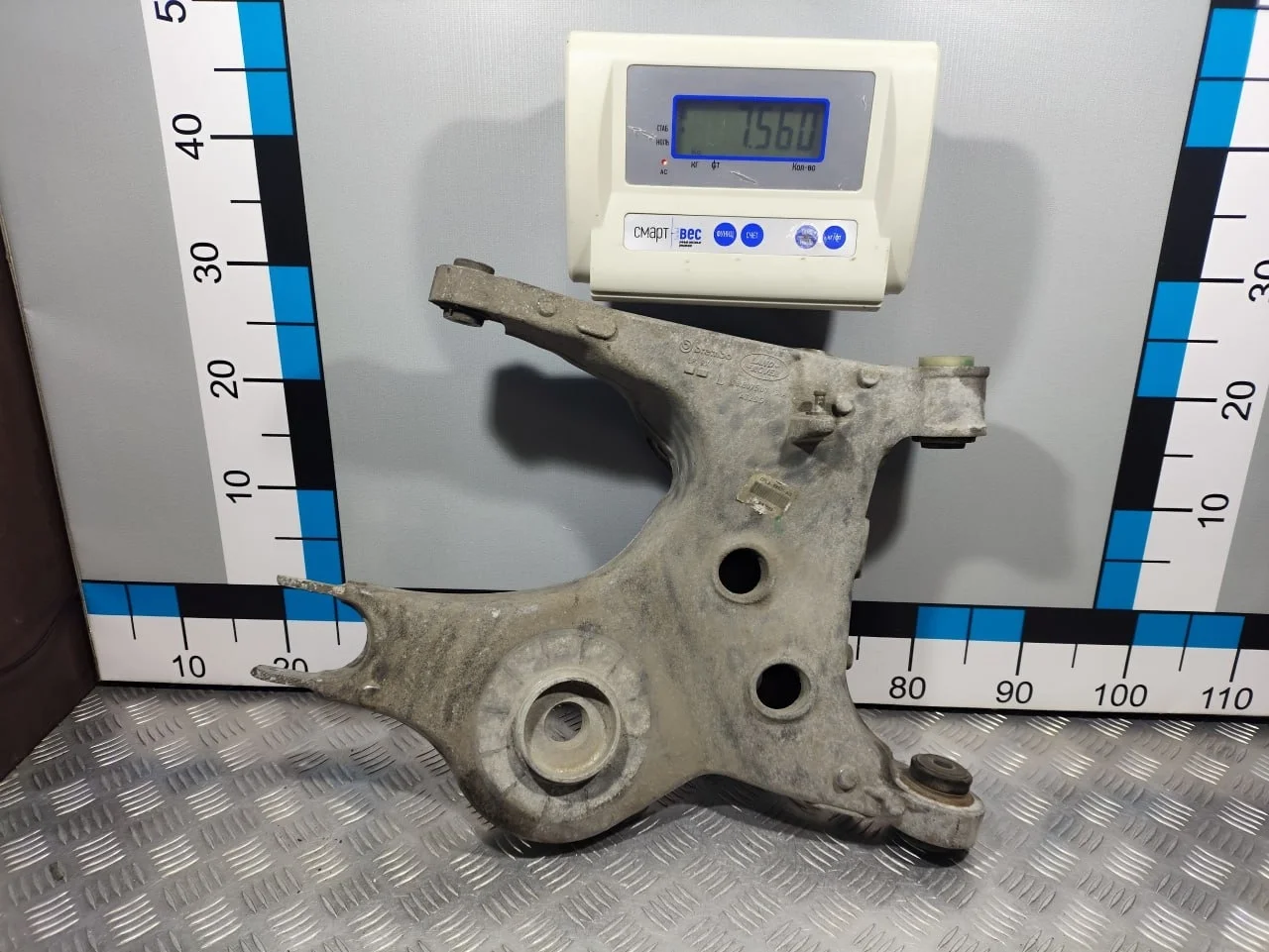 [Б/У] Рычаг задний нижний левый задний Land Rover [Код: 00618348 ]