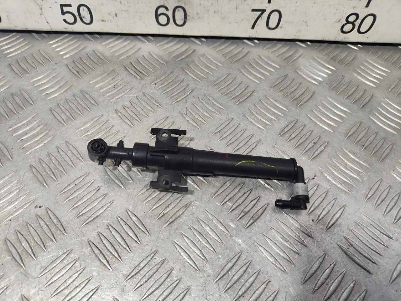 [Б/У] Форсунка омывателя фары левая Land Rover [Код: 00607553 ]