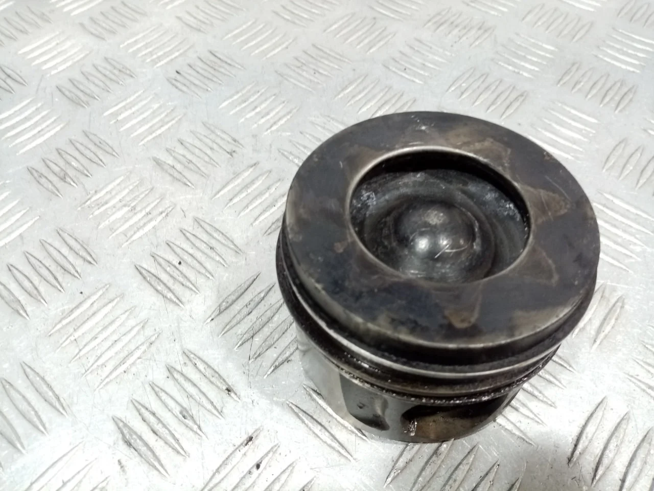 [ЧАСТЬ Б/У] Двигатель 3,0л. 24v 306DT - (Состояние: поршень) [Код: 00594688 ]