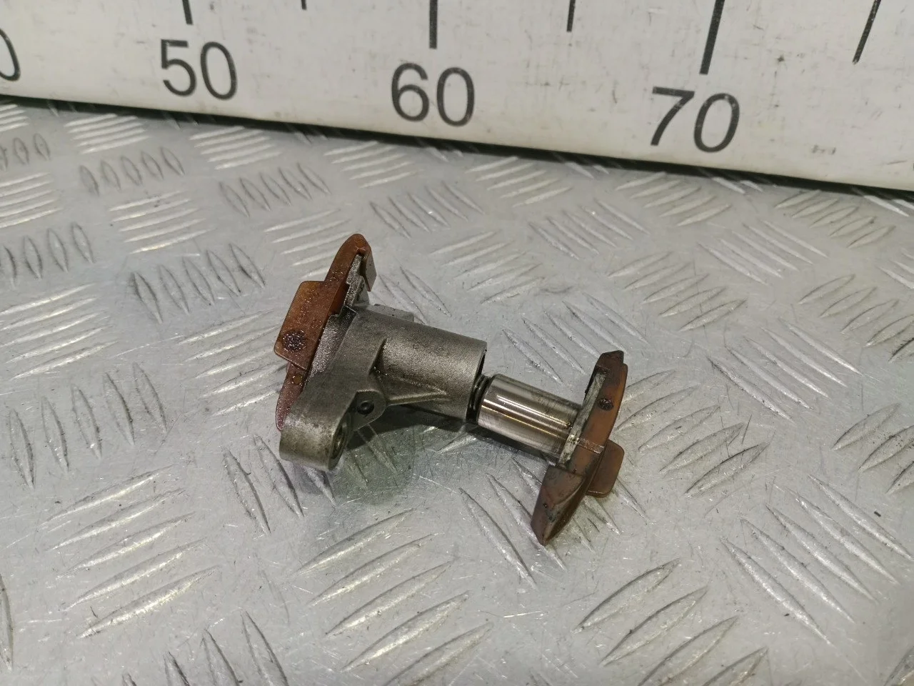 [ЧАСТЬ Б/У] Цепь с натяжителем Land Rover [Код: 00582082 ]