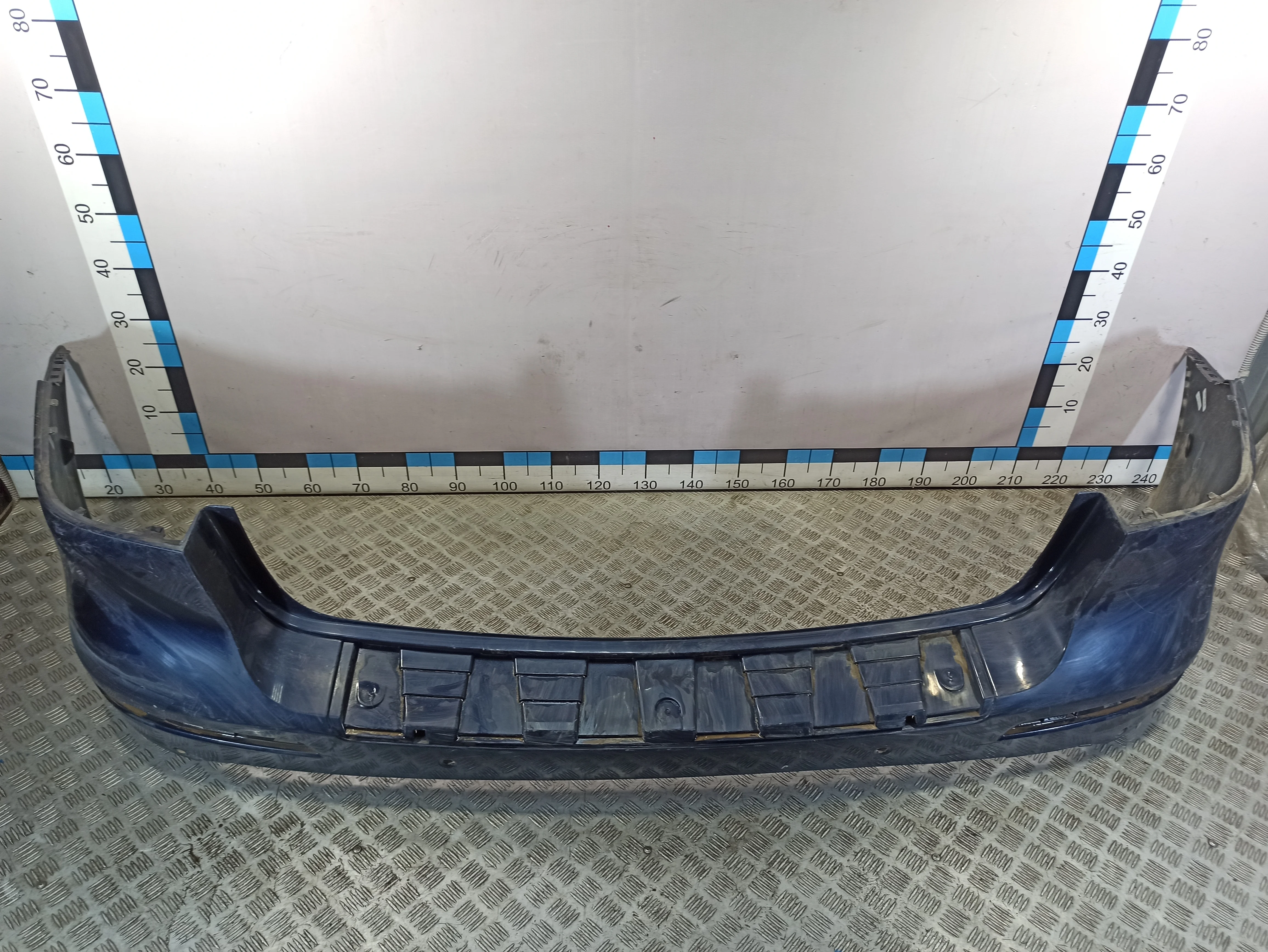 [Б/У] Бампер задний под парктроники MB W166 [Код: 00401888 ]