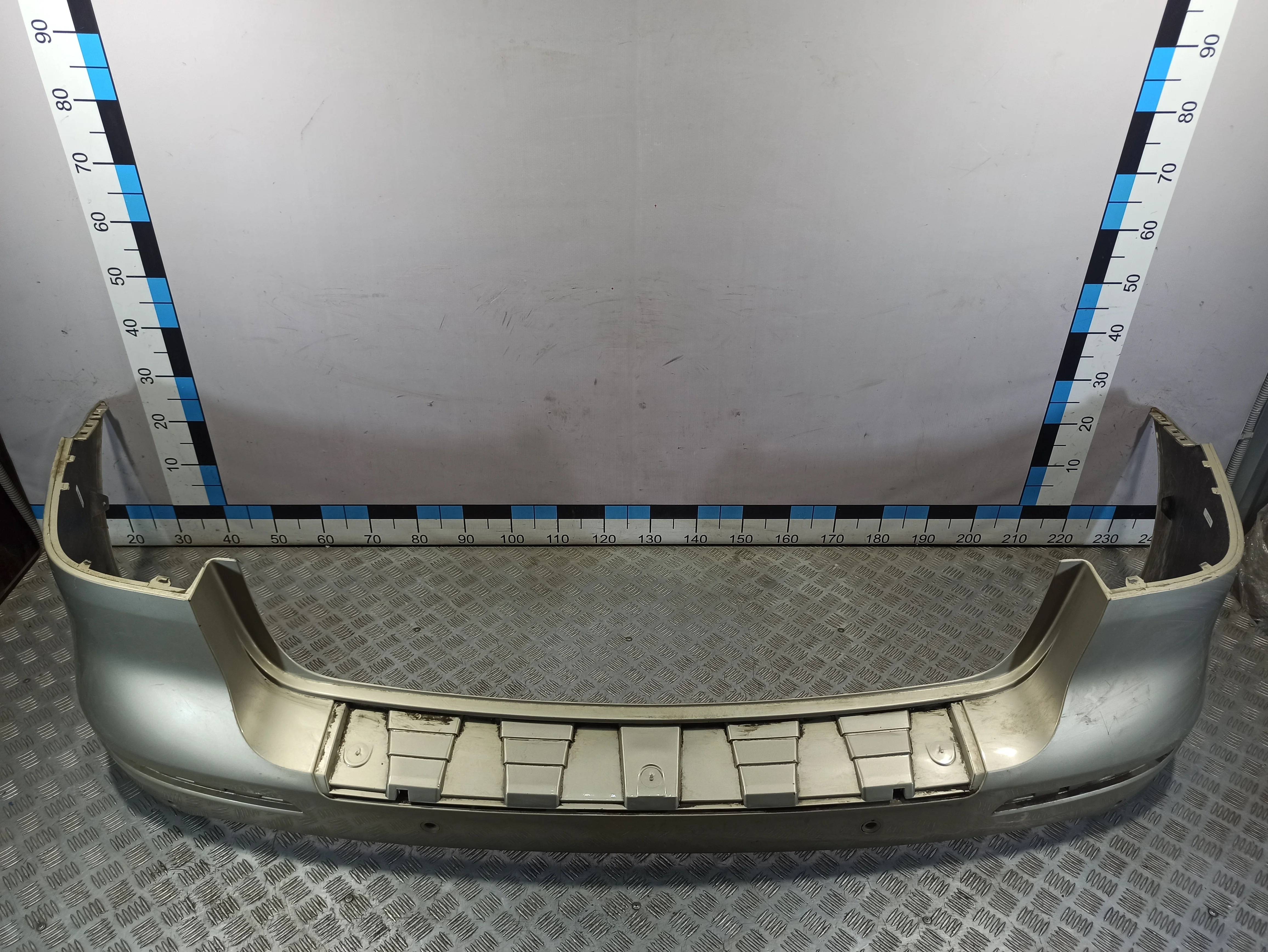 [Б/У] Бампер задний под парктроники MB W166 [Код: 00401962 ]