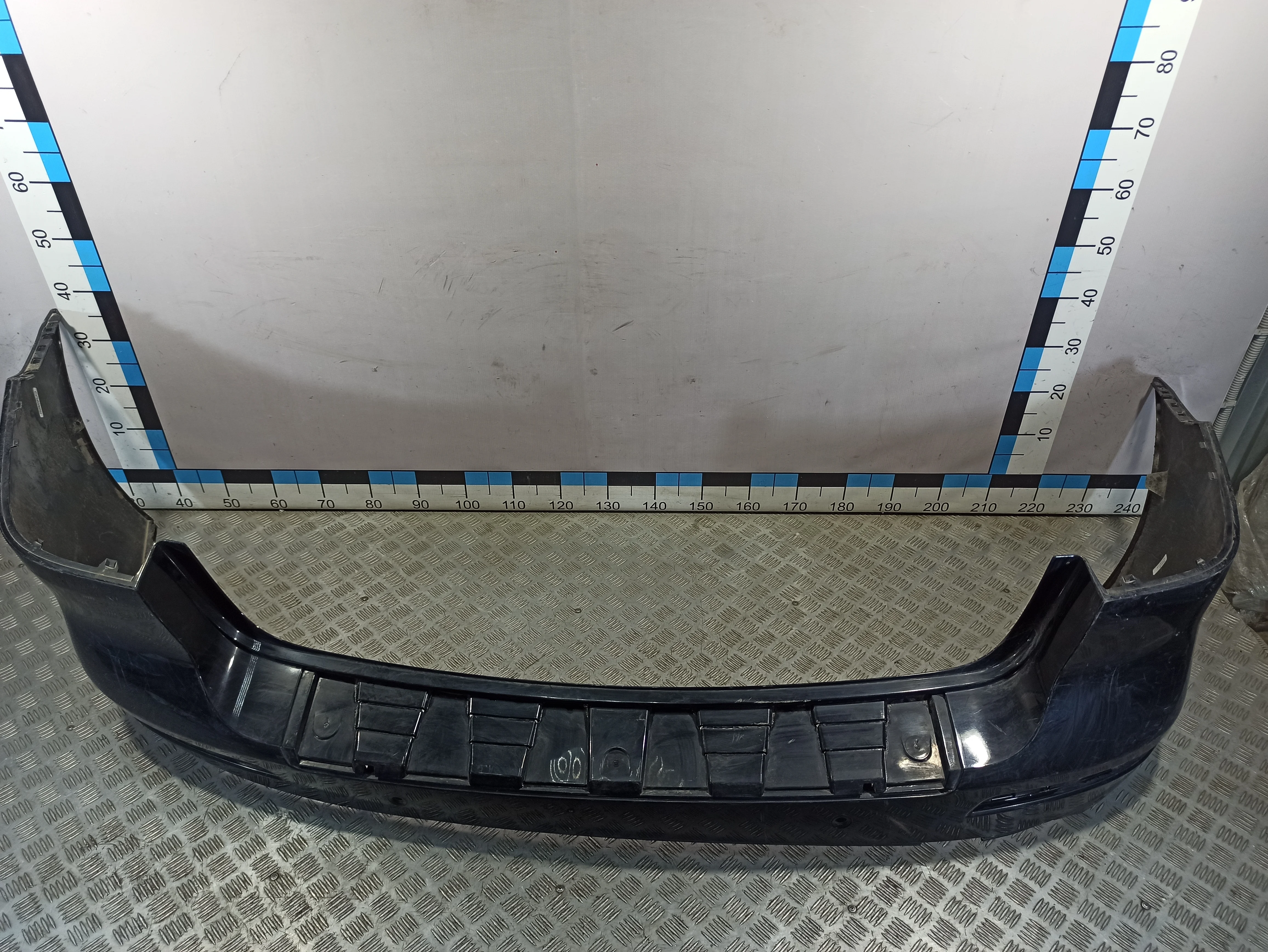 [Б/У] Бампер задний под парктроники MB W166 [Код: 00401982 ]