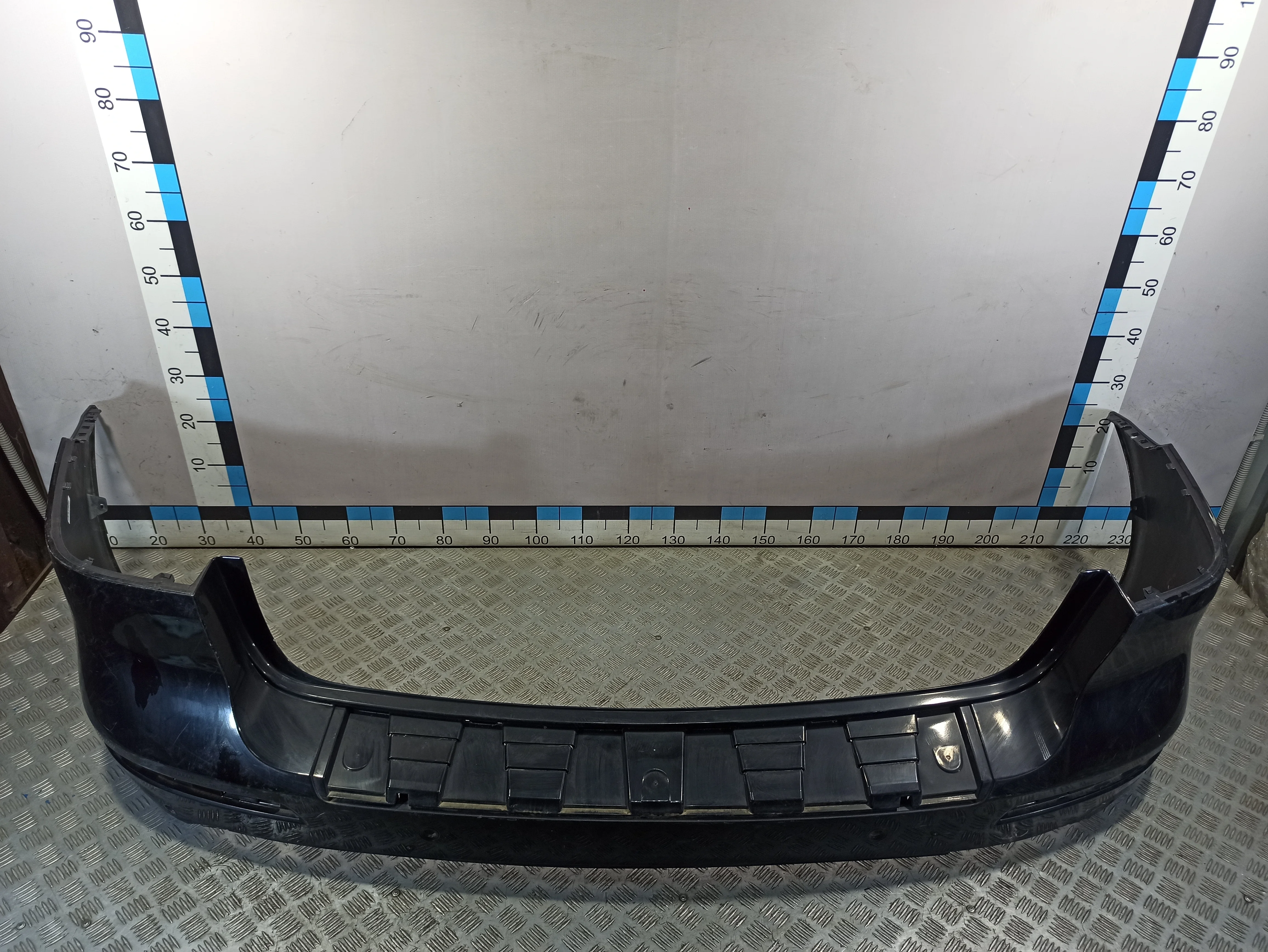 [Б/У] Бампер задний под парктроники MB W166 [Код: 00402040 ]