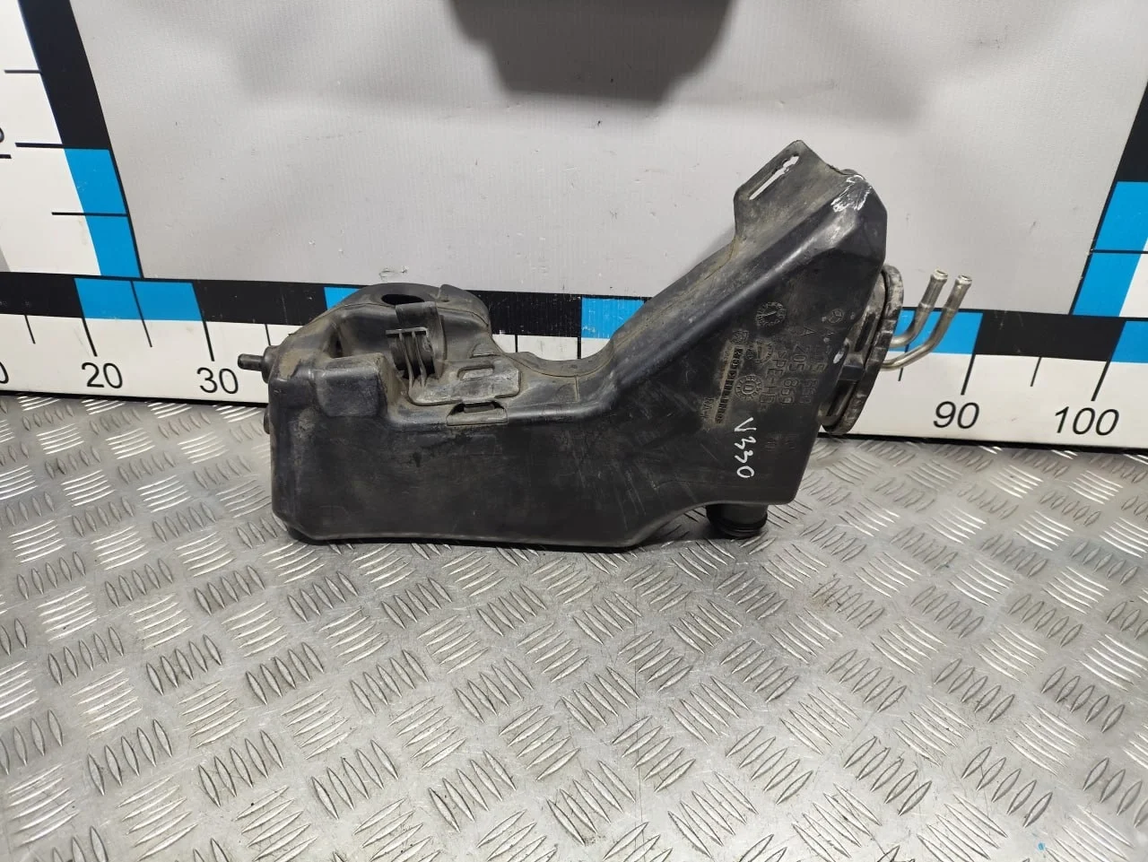 [Б/У] Бачок омывателя лобового стекла [Код: 00542041 ]