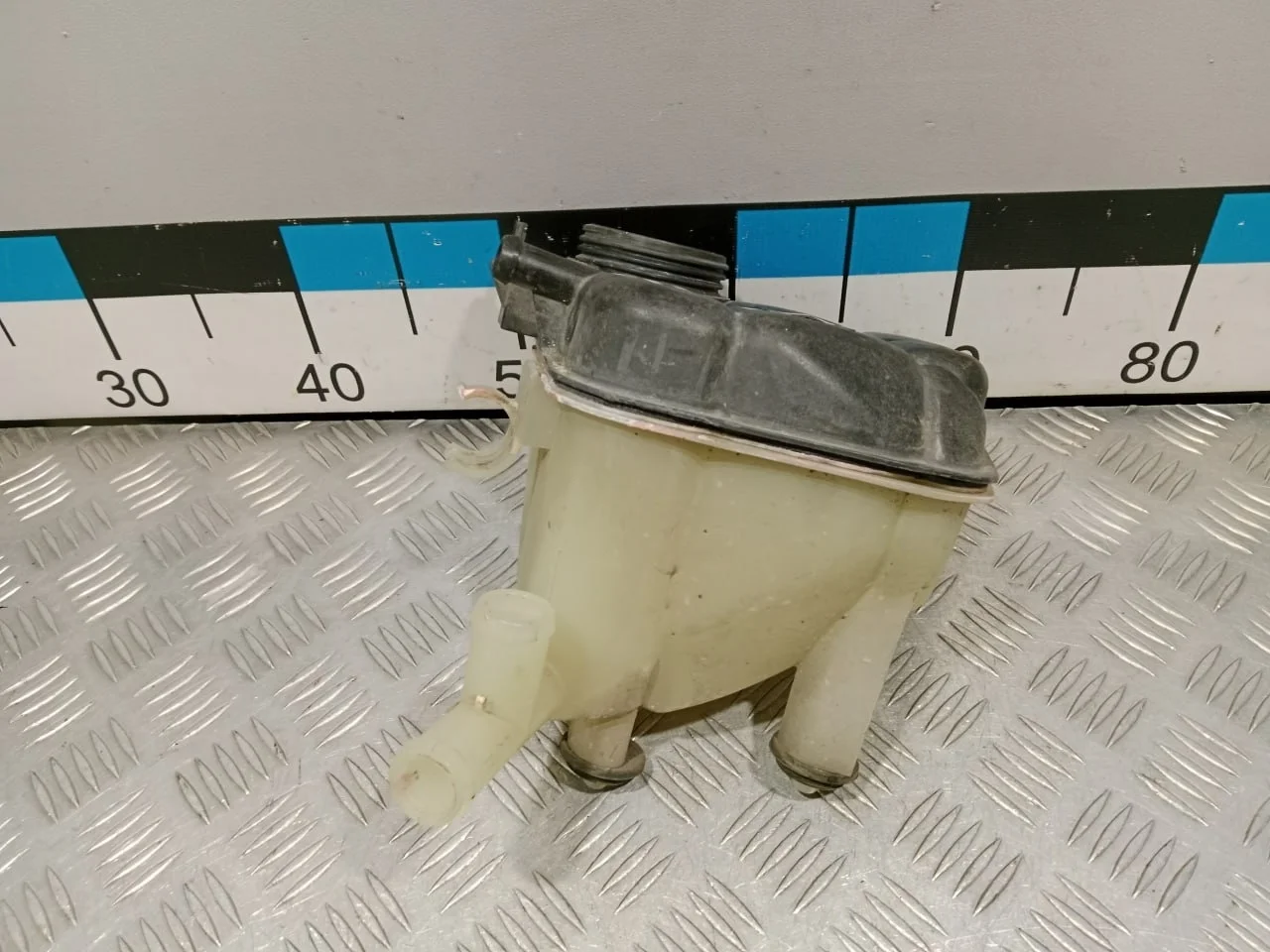 [Б/У] Бачок расширительный Mercedes [Код: 00652181 ]