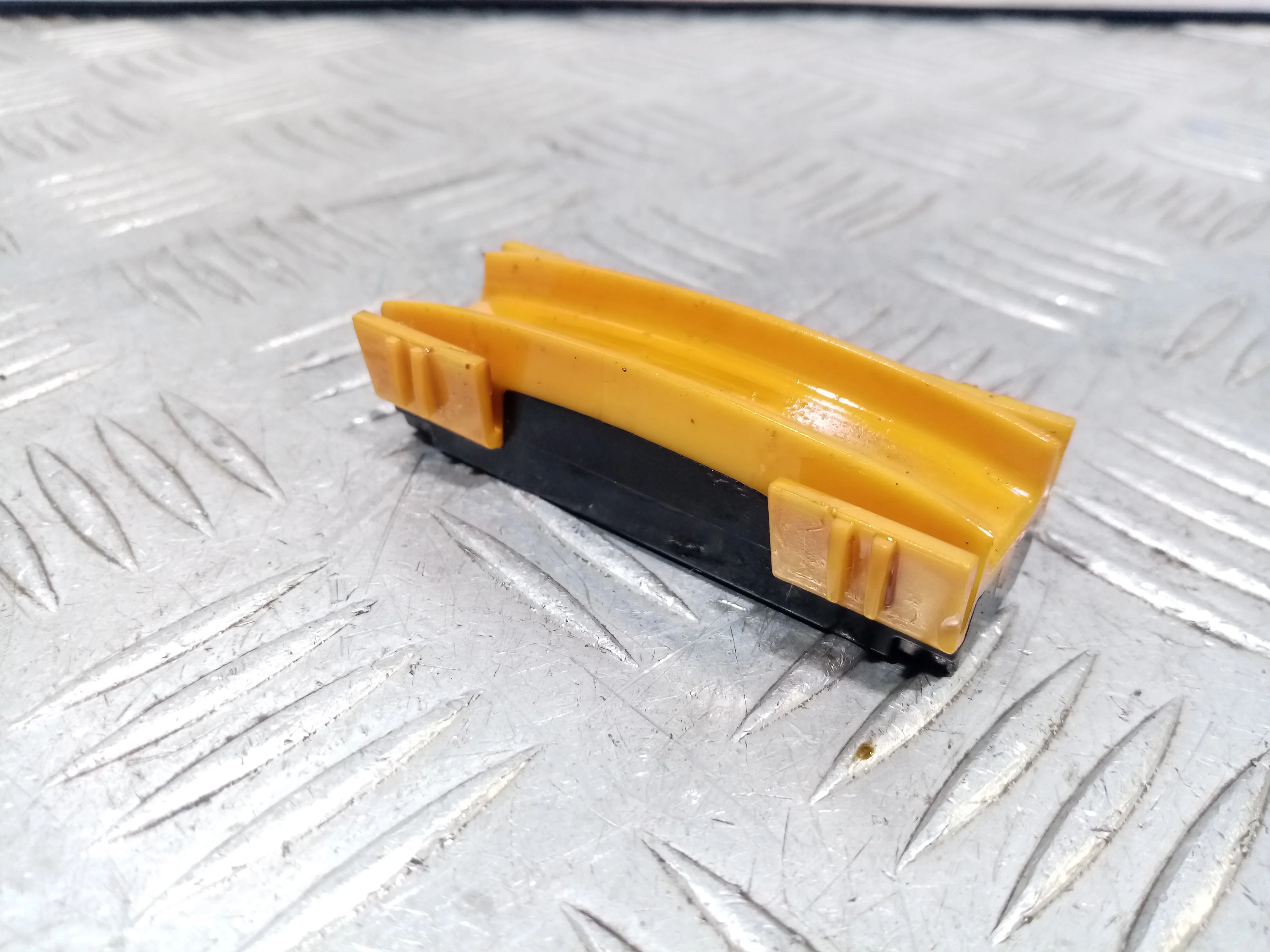 [Б/У] Башмак натяжителя [Код: 00423430 ]